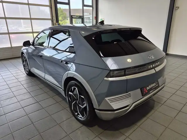 Hyundai Ioniq 5 view 4