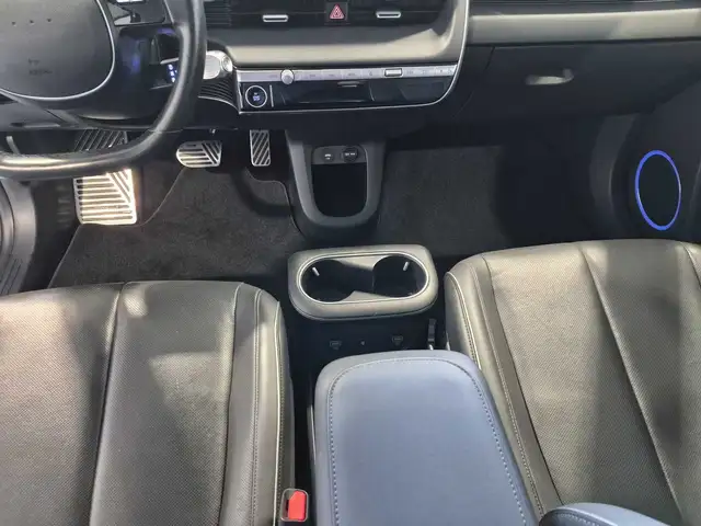Hyundai Ioniq 5 view 12