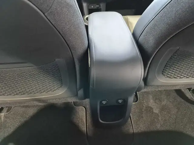 Hyundai Ioniq 5 view 13