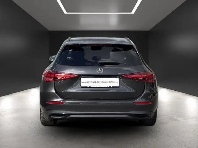Mercedes-Benz C-Class view 10