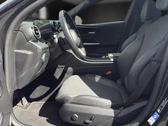 Mercedes-Benz C-Class view 15