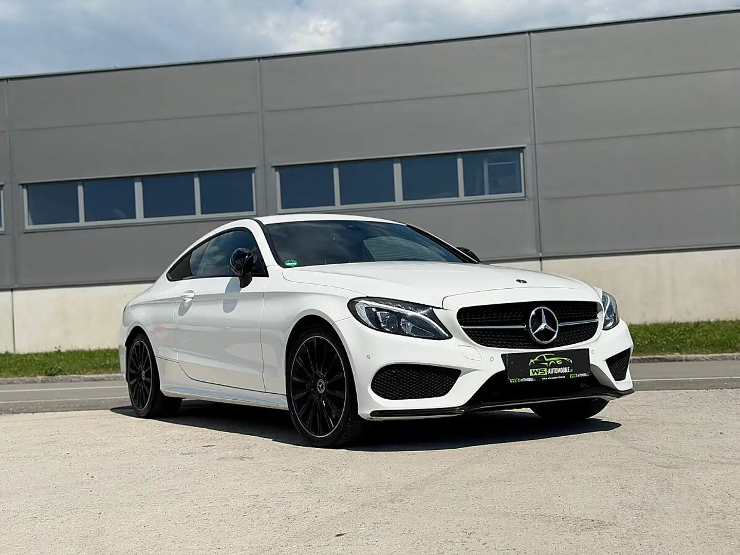 Mercedes-Benz Sonstige C Klasse C 300 Night Edition AMG Line Weiß - 2