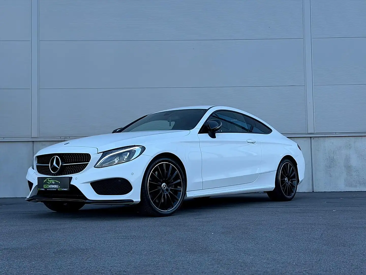 Mercedes-Benz Sonstige C Klasse C 300 Night Edition AMG Line Weiß - 1