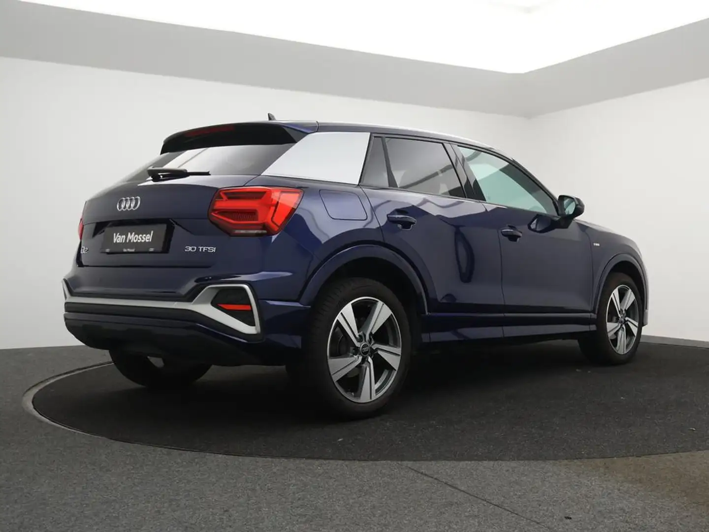 Audi Q2 Audi Q2  S line 30 TFSI  85(116) kW(pk) 6 versnell Bleu - 2