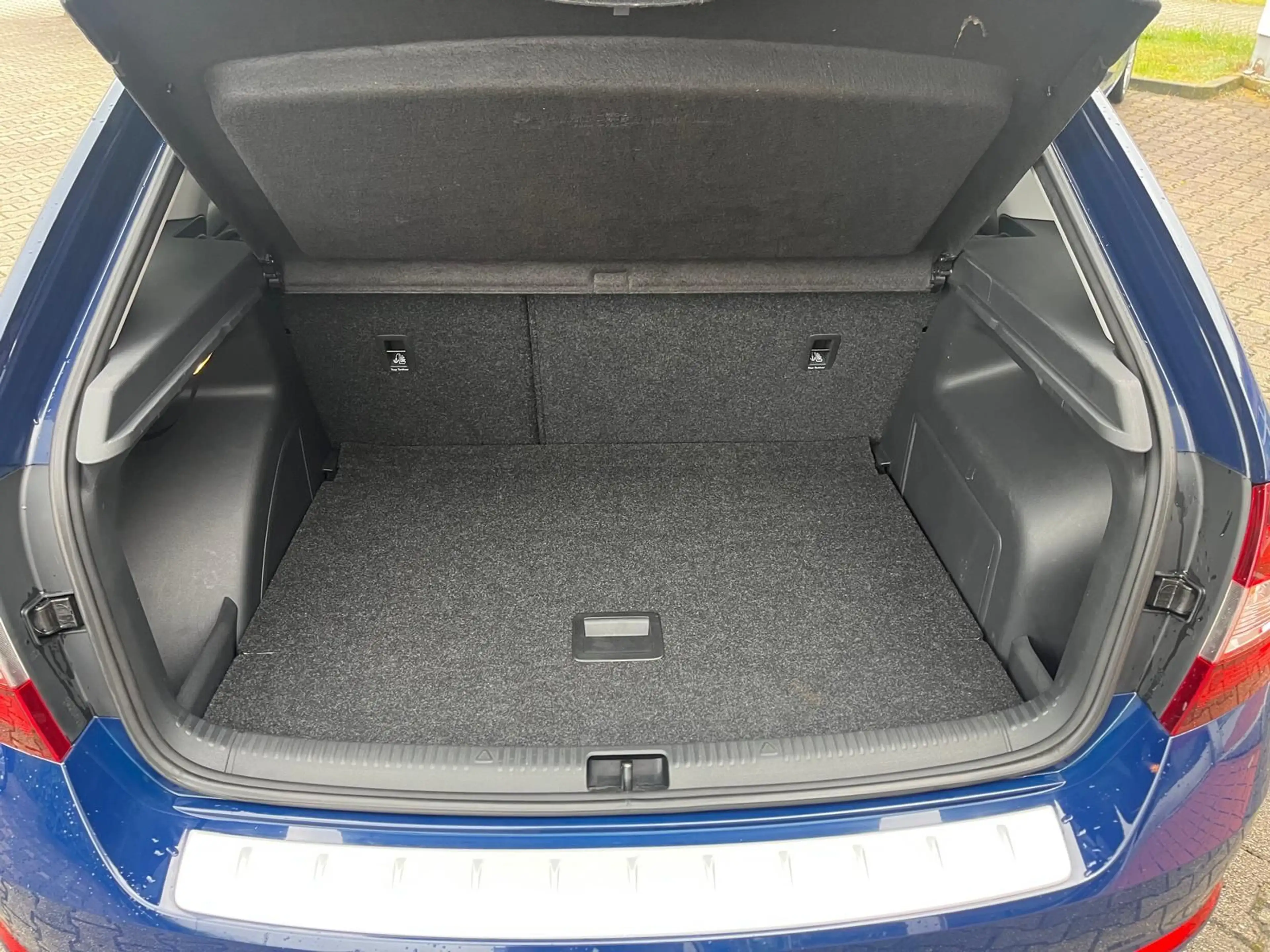 Skoda Rapid/Spaceback Spaceback Cool Edition — photo 7