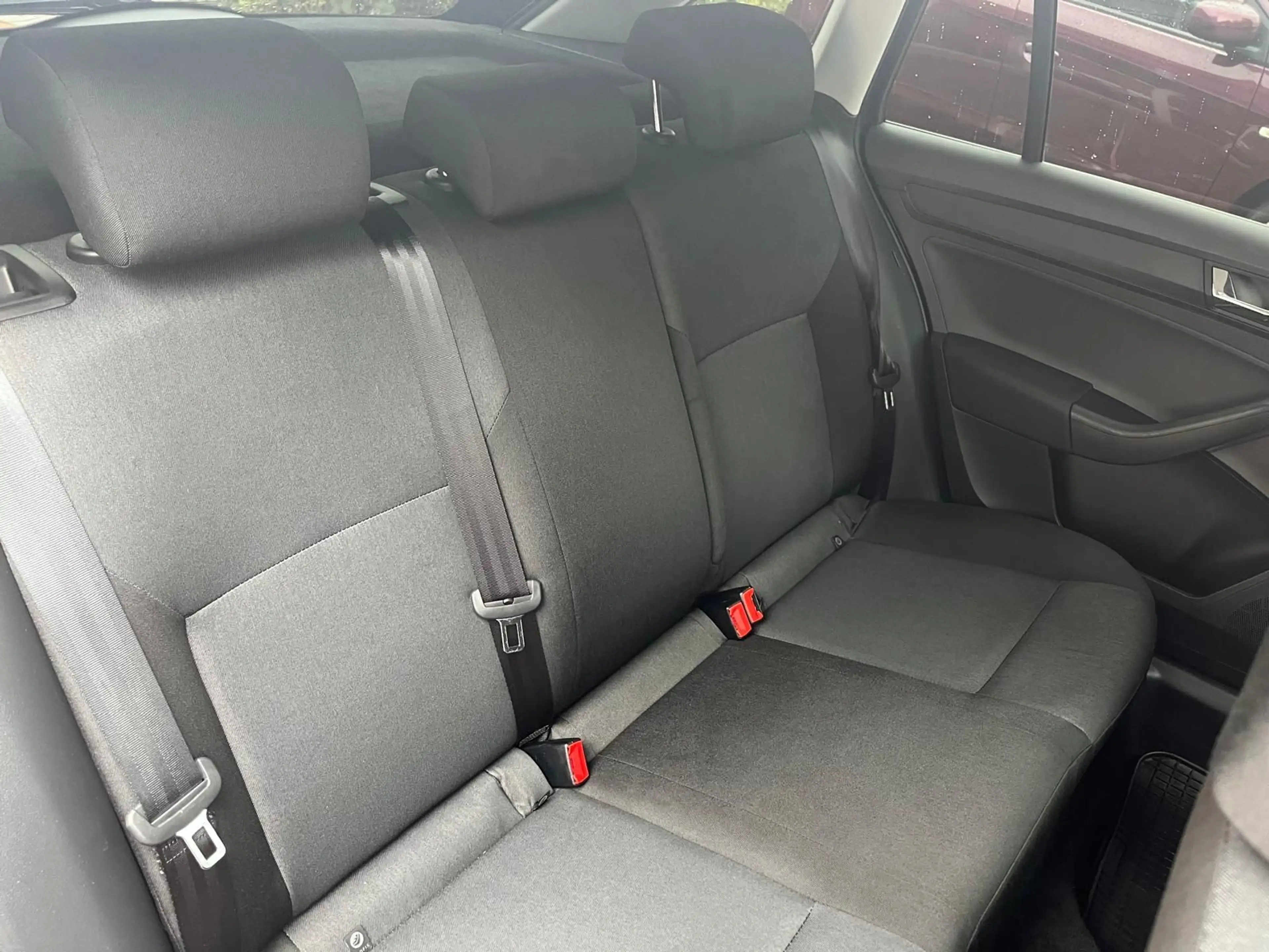 Skoda Rapid/Spaceback Spaceback Cool Edition — photo 12