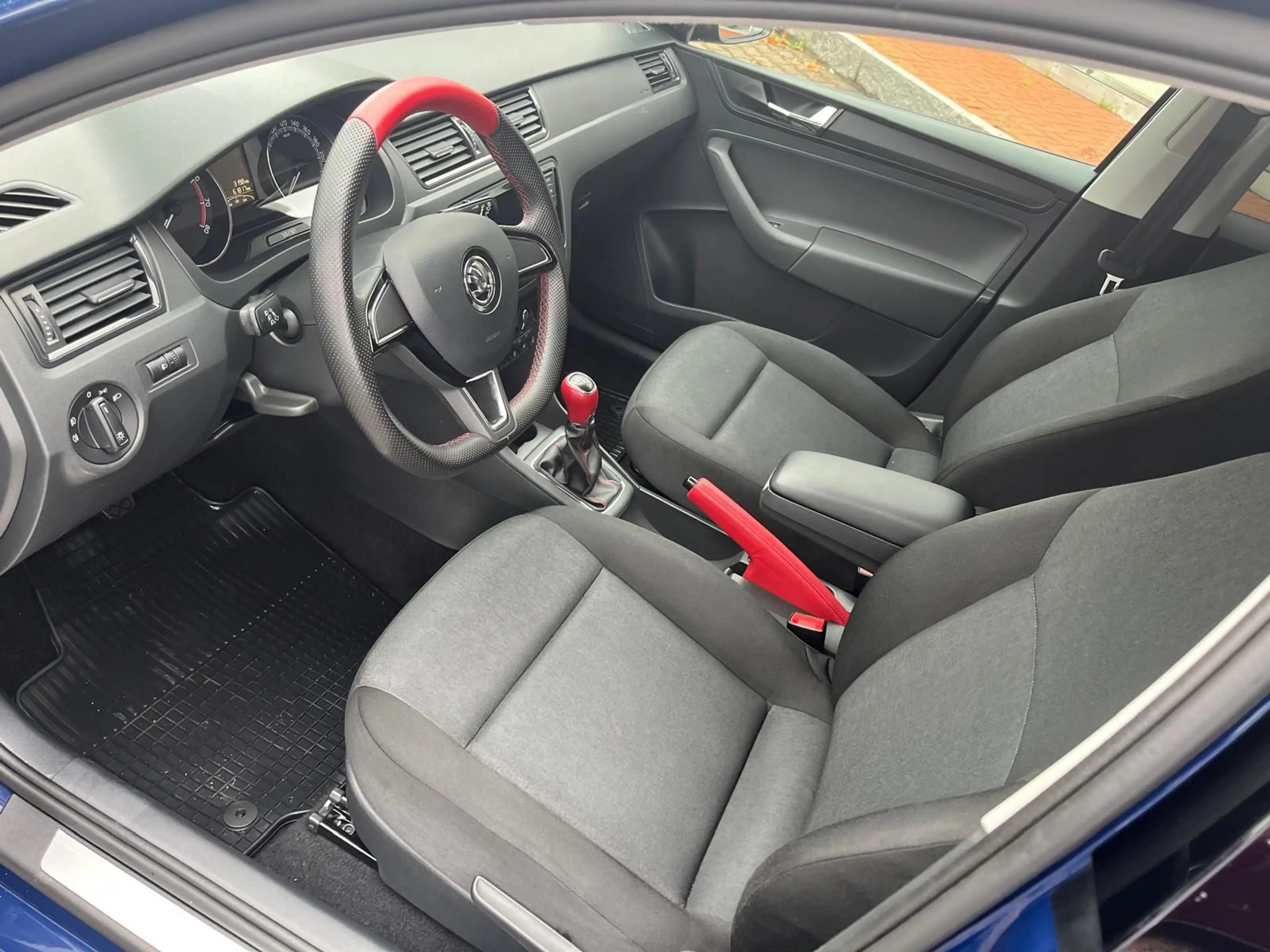 Skoda Rapid/Spaceback Spaceback Cool Edition — photo 8