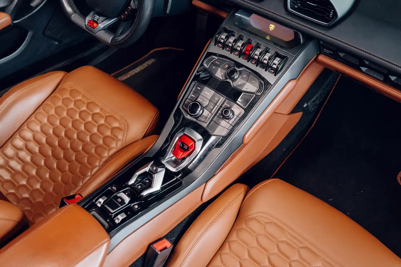 Lamborghini Huracán снимка Lamborghini Huracán