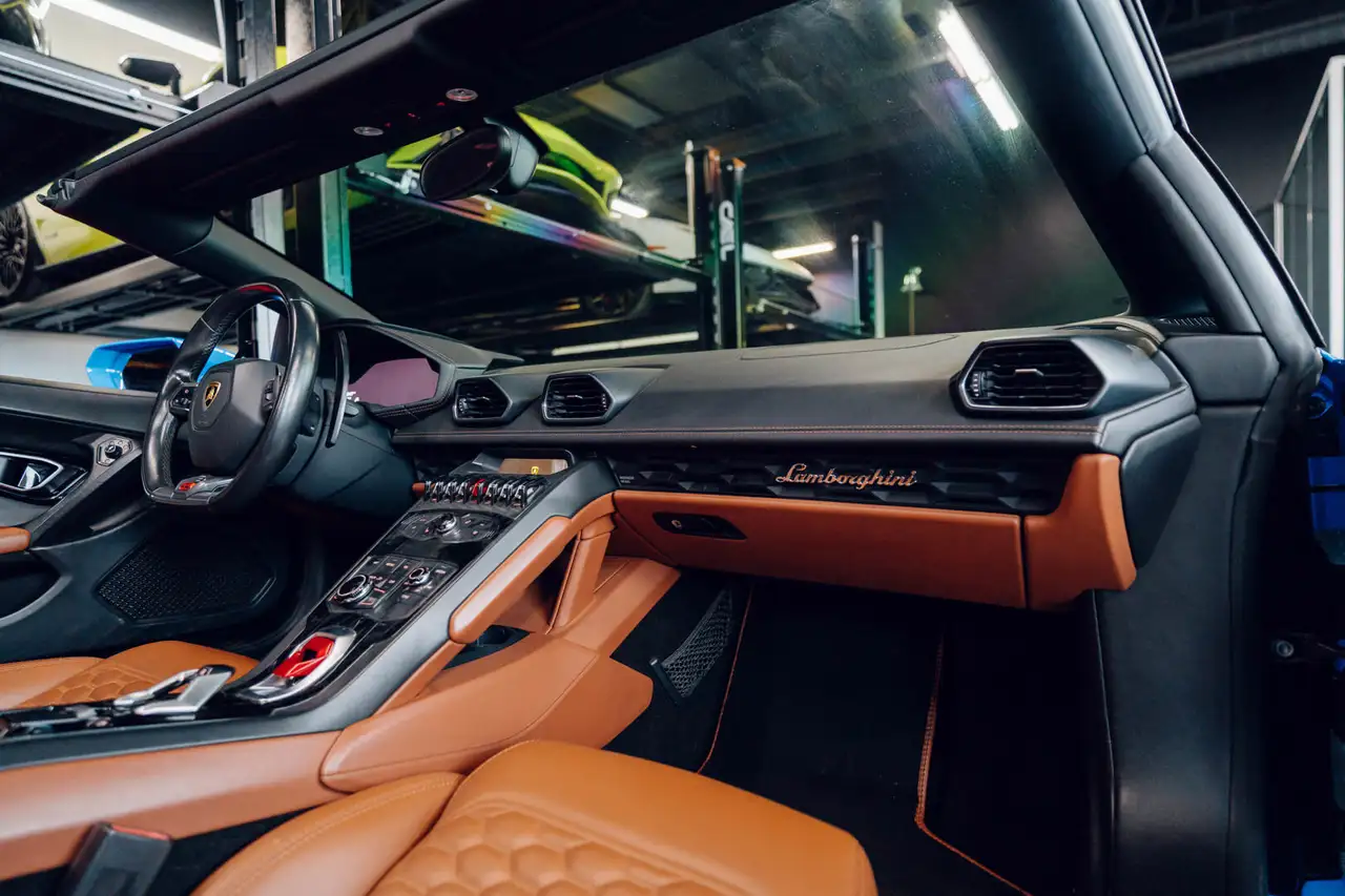 Lamborghini Huracán снимка Lamborghini Huracán