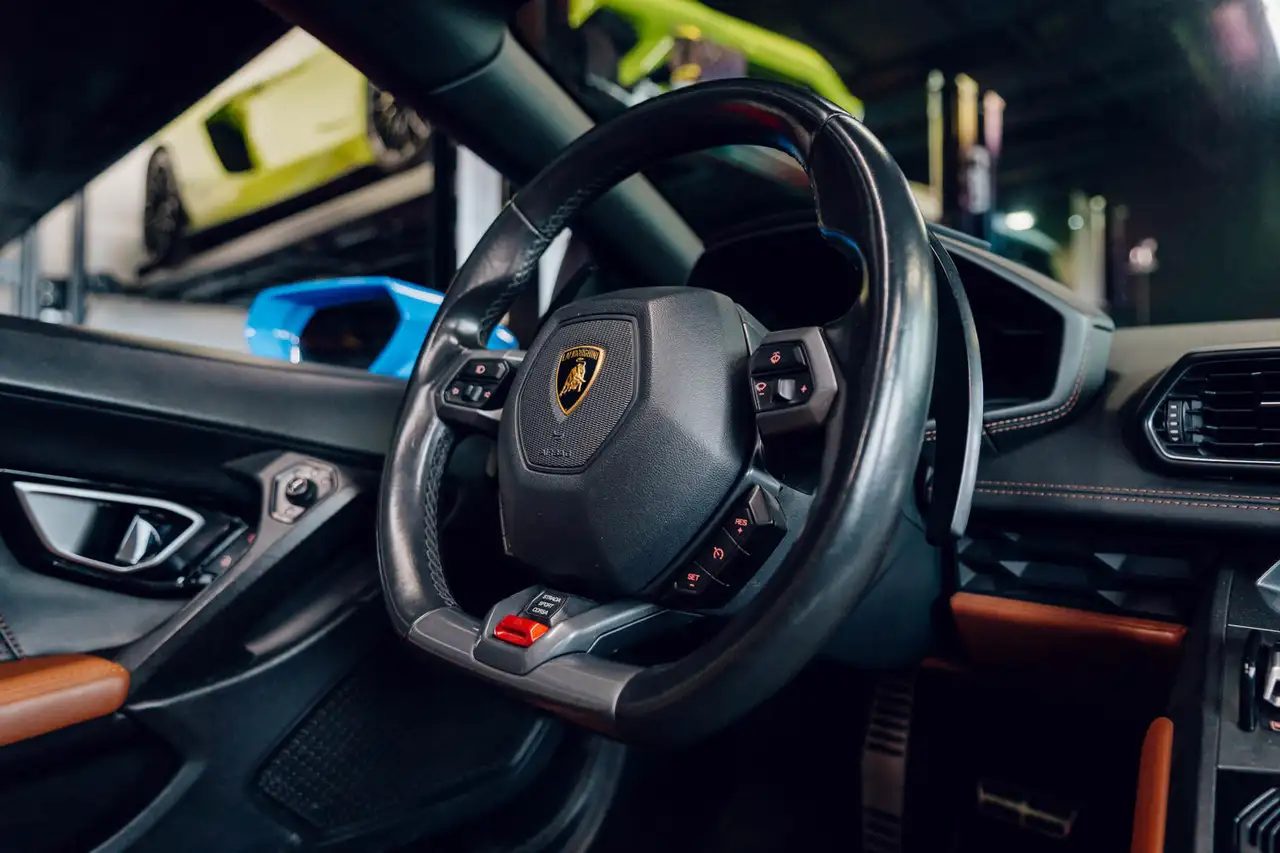 Lamborghini Huracán снимка Lamborghini Huracán