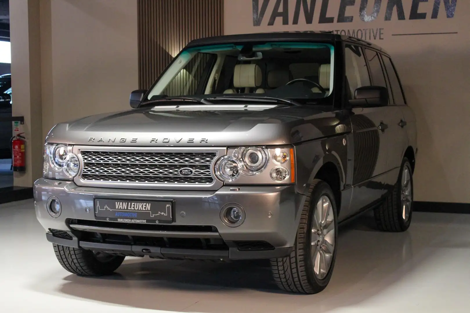 Land Rover Range Rover 4.2 V8 Supercharged 37.150 EX BTW Grau - 2