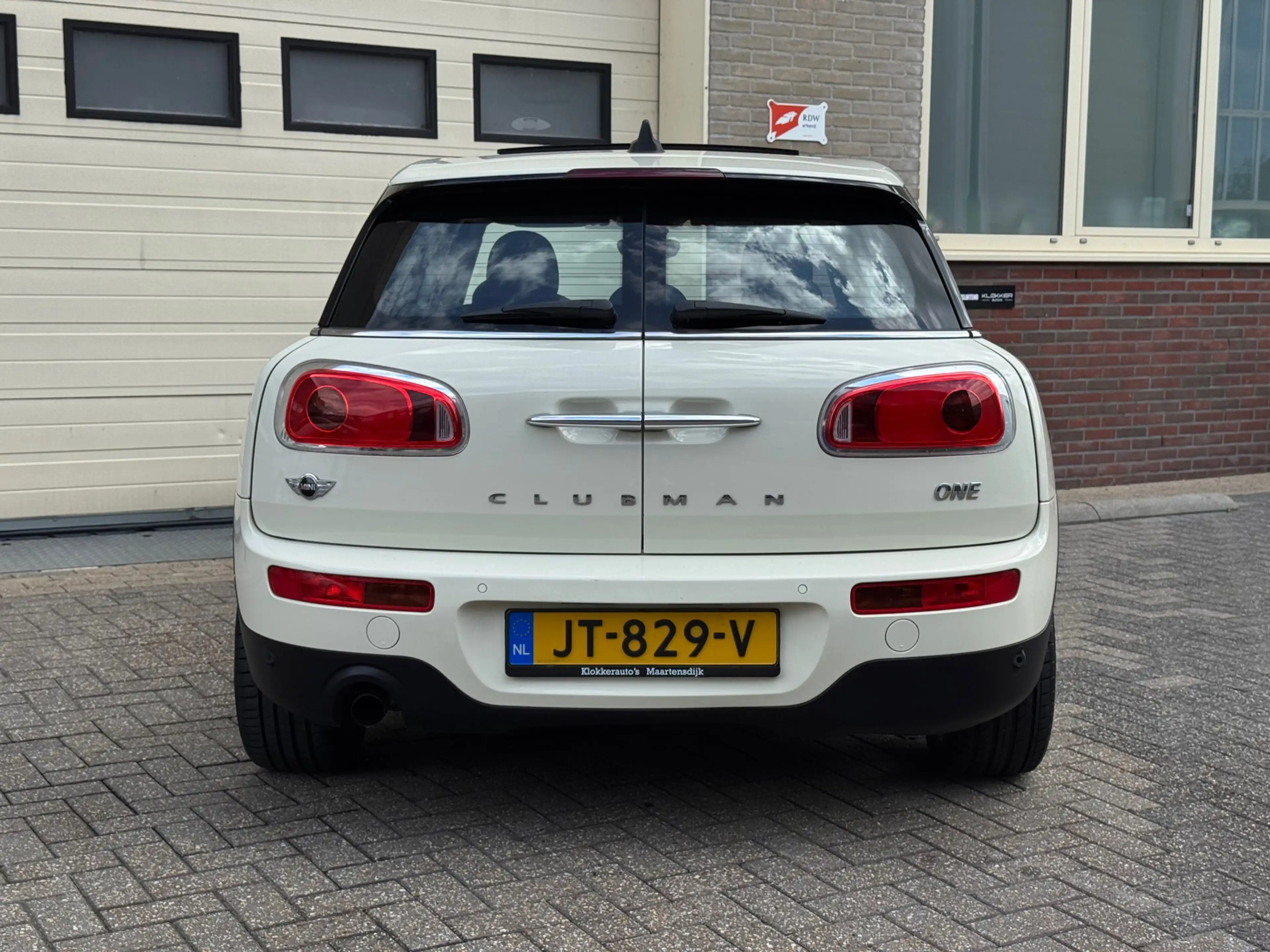 MINI One Clubman 1.5 Business Pano|Navi|Cruise — photo 9