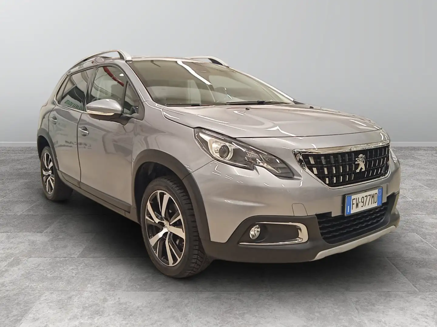 Peugeot 2008 1.2 PureTech Turbo Allure Grau - 1