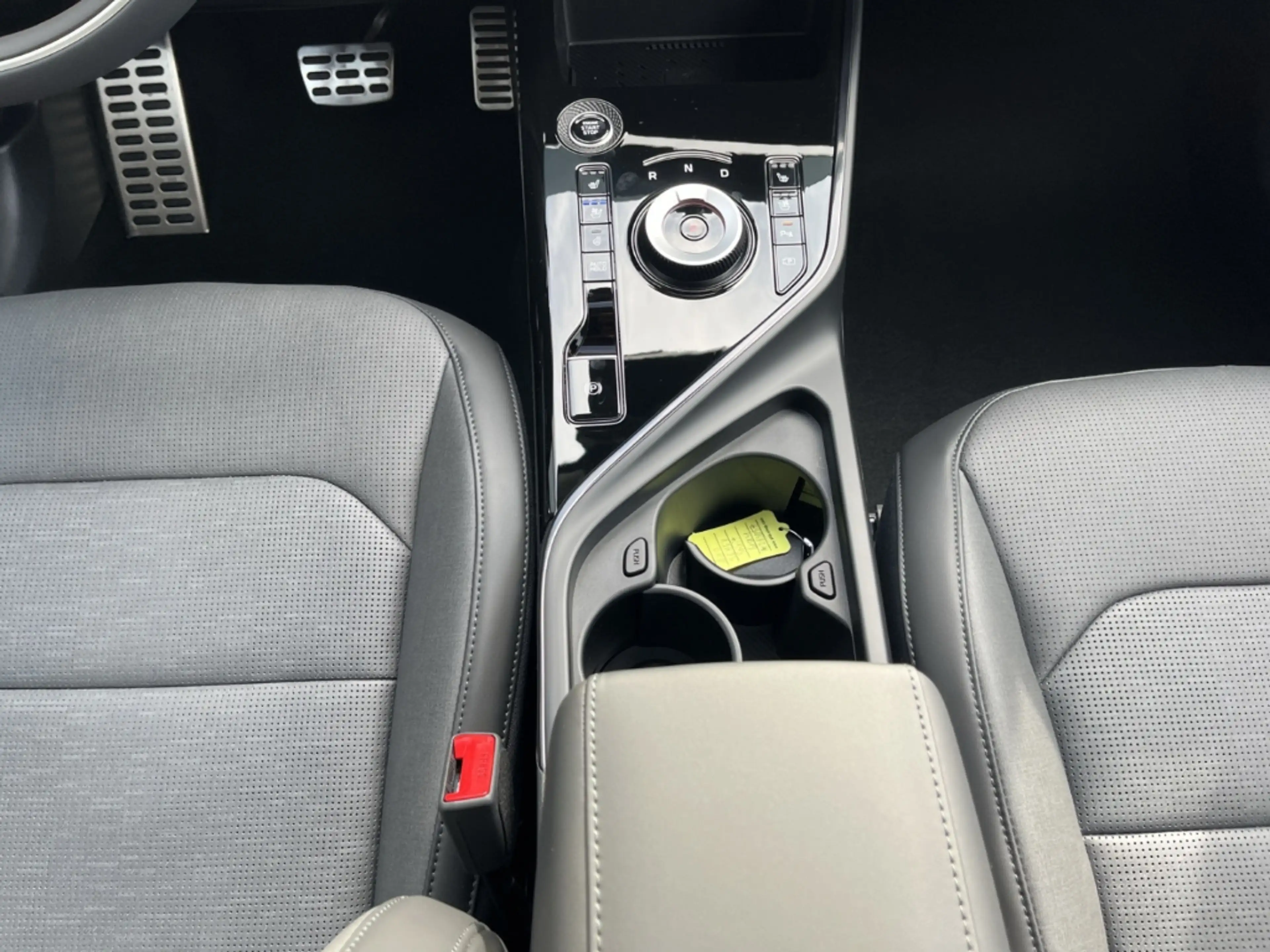Kia Niro 1.6 HEV SPIRIT / UPE: 43.640,- € / TECH RELAX GLAS — photo 14