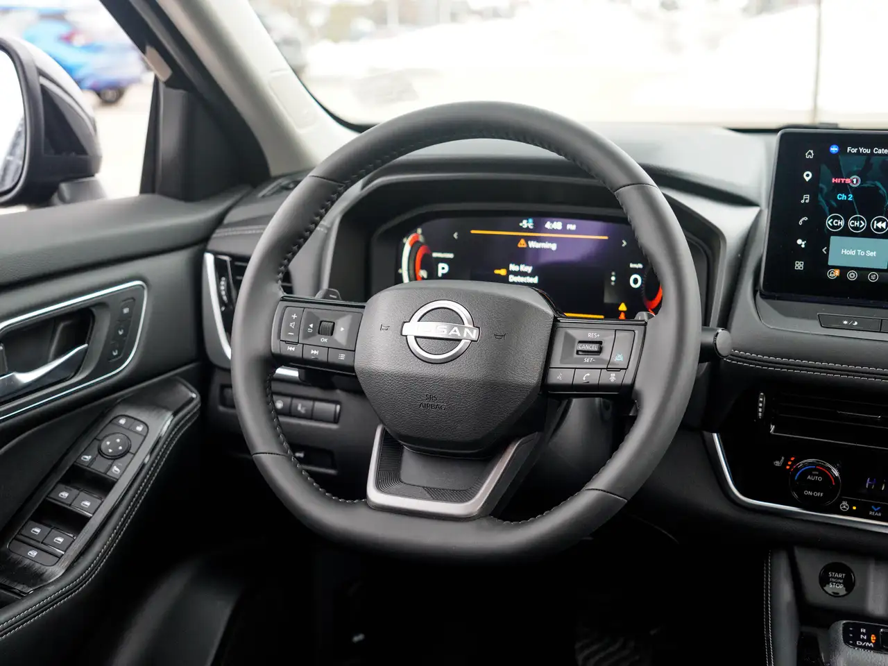Nissan Rogue снимка Nissan Rogue