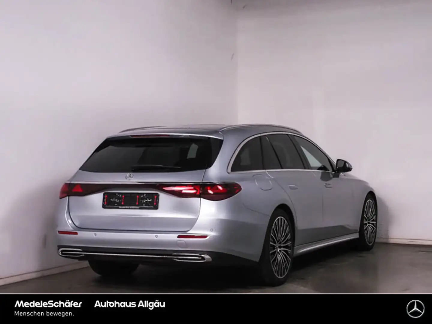 Mercedes-Benz E 450 E 450 T d 4M EXCLUSIVE Premium 20"-AMG AHK LEDER Silber - 2