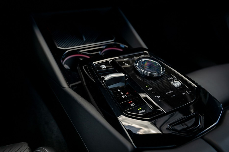 BMW 550 5-serie 550e xDrive Touring M Sport Pro | Panorama — photo 22