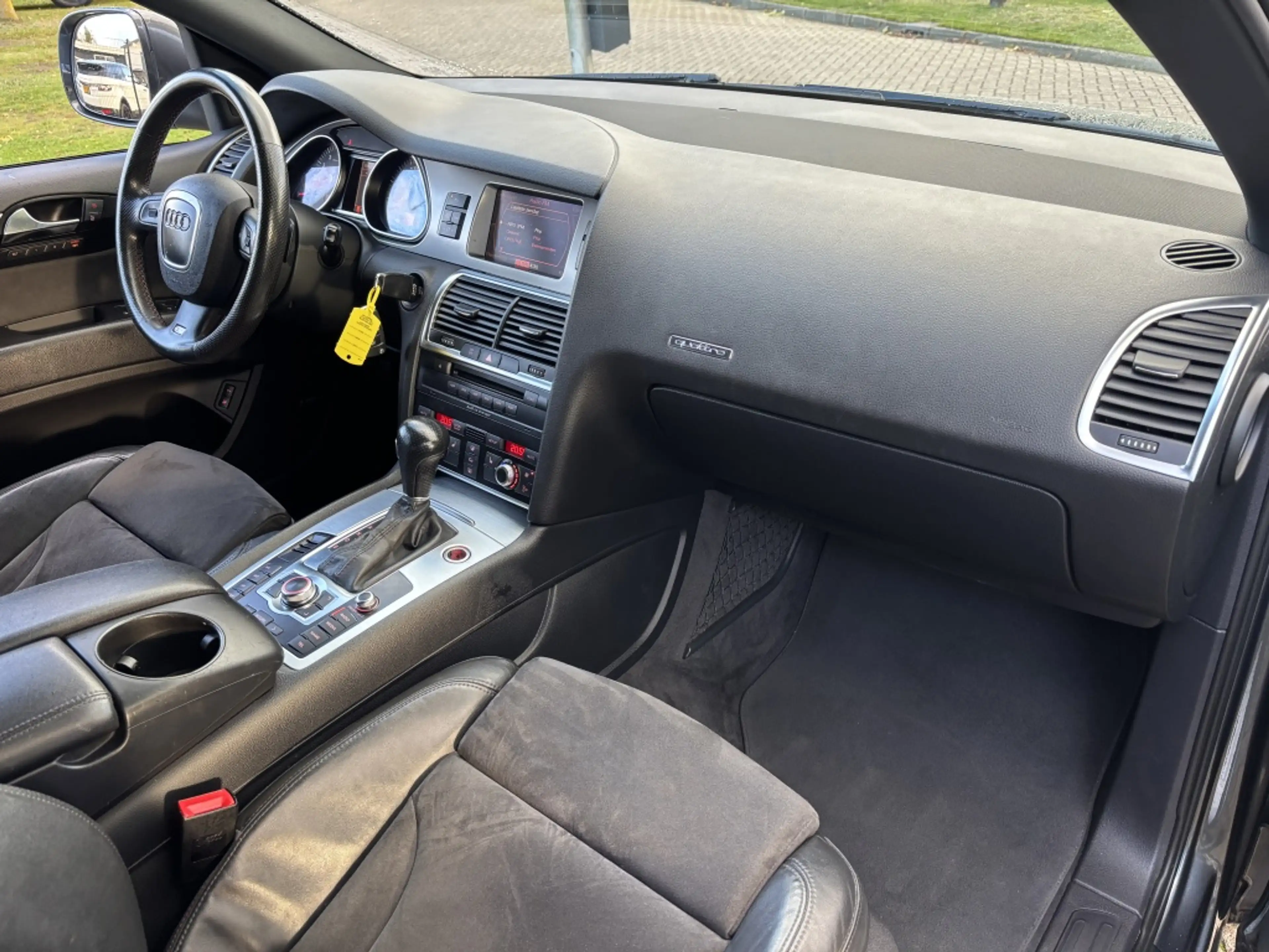 Audi Q7 4.2 FSI Quattro 2007 Youngtimer 7-Persoons — photo 14