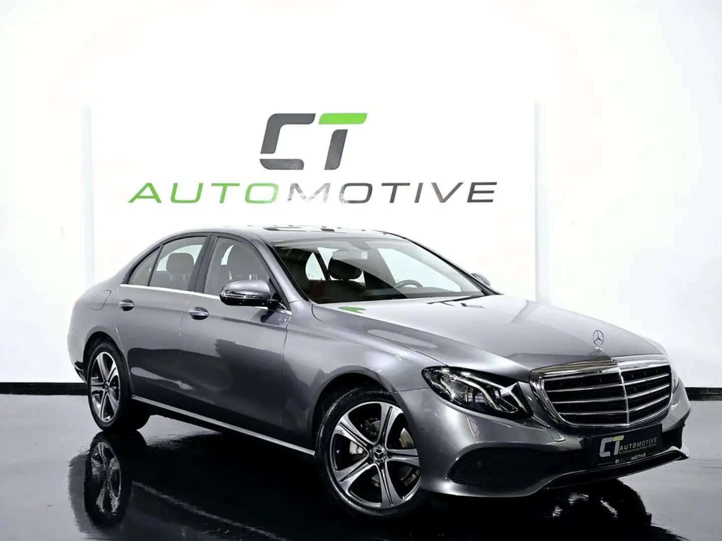 Mercedes-Benz E 200 d Aut. *Elektr. Sitze Grau - 1