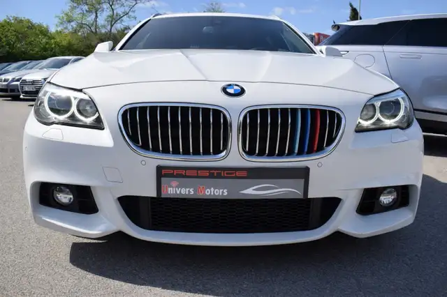 BMW 5 Series view 11