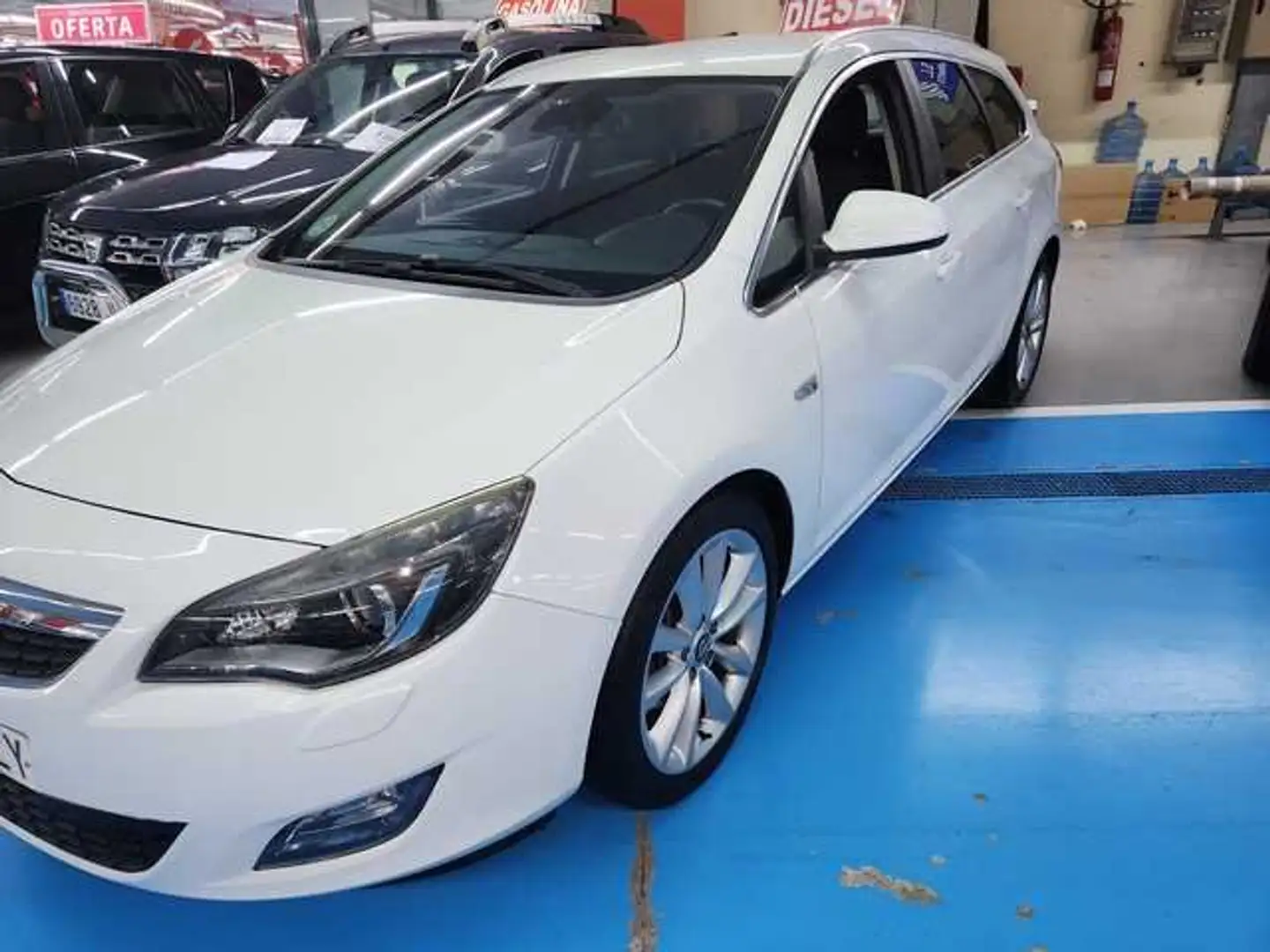 Opel Astra ST 2.0CDTi Excellence Aut. 165 Blanco - 2