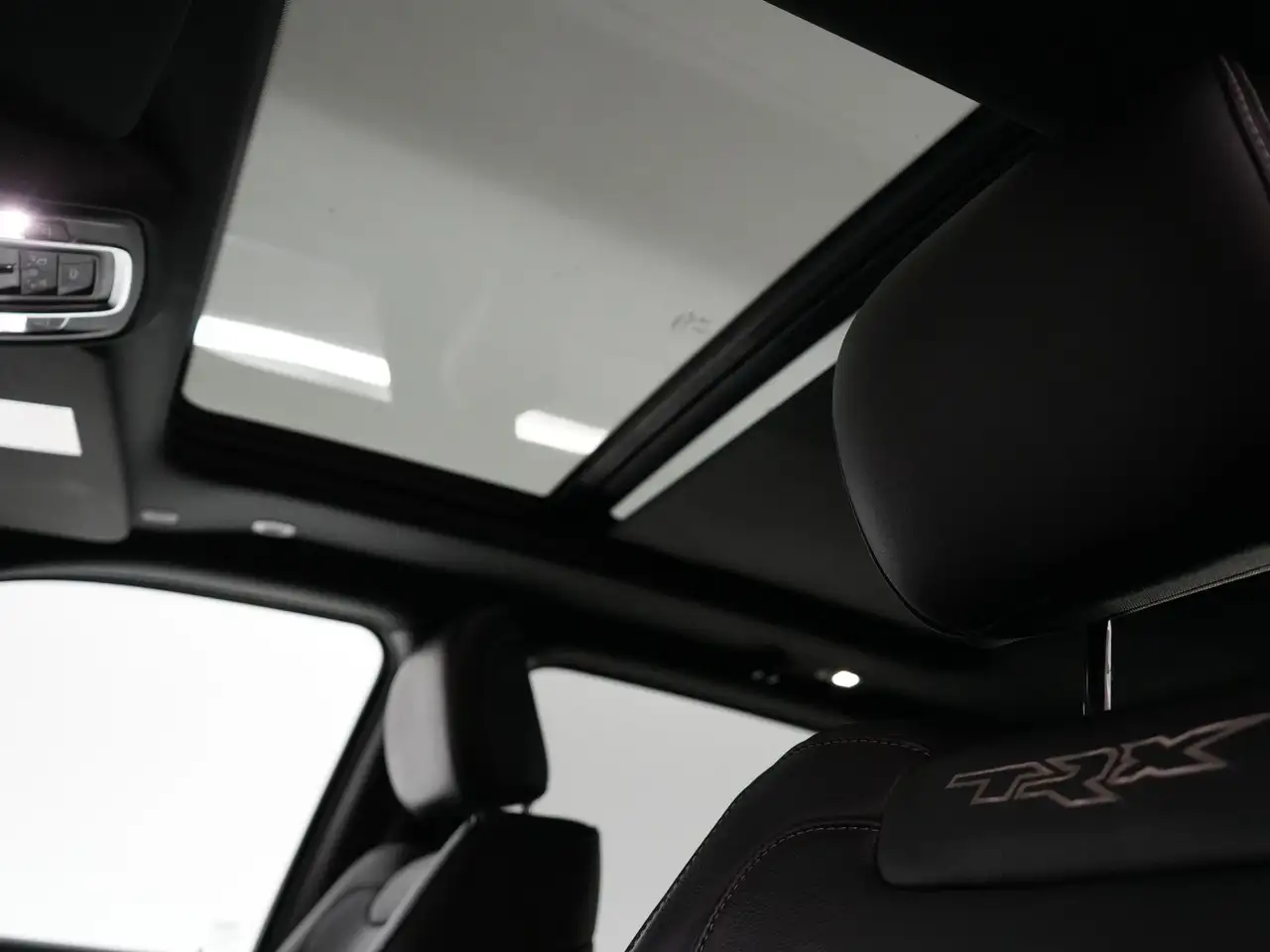 Dodge RAM 2022 — фото 13