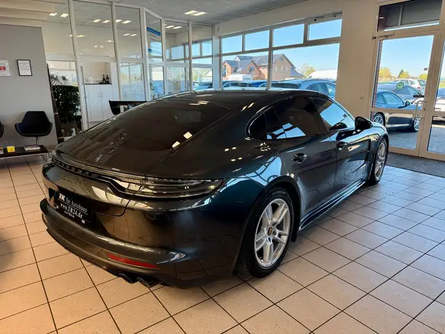 Porsche Panamera view 5