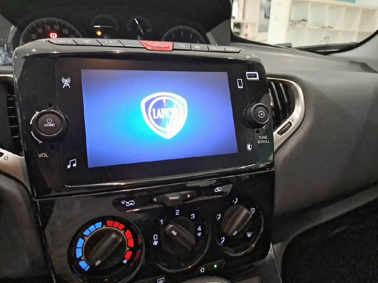 Lancia Ypsilon 1.0 FireFly 70cv S&S Hybrid GOLD 15