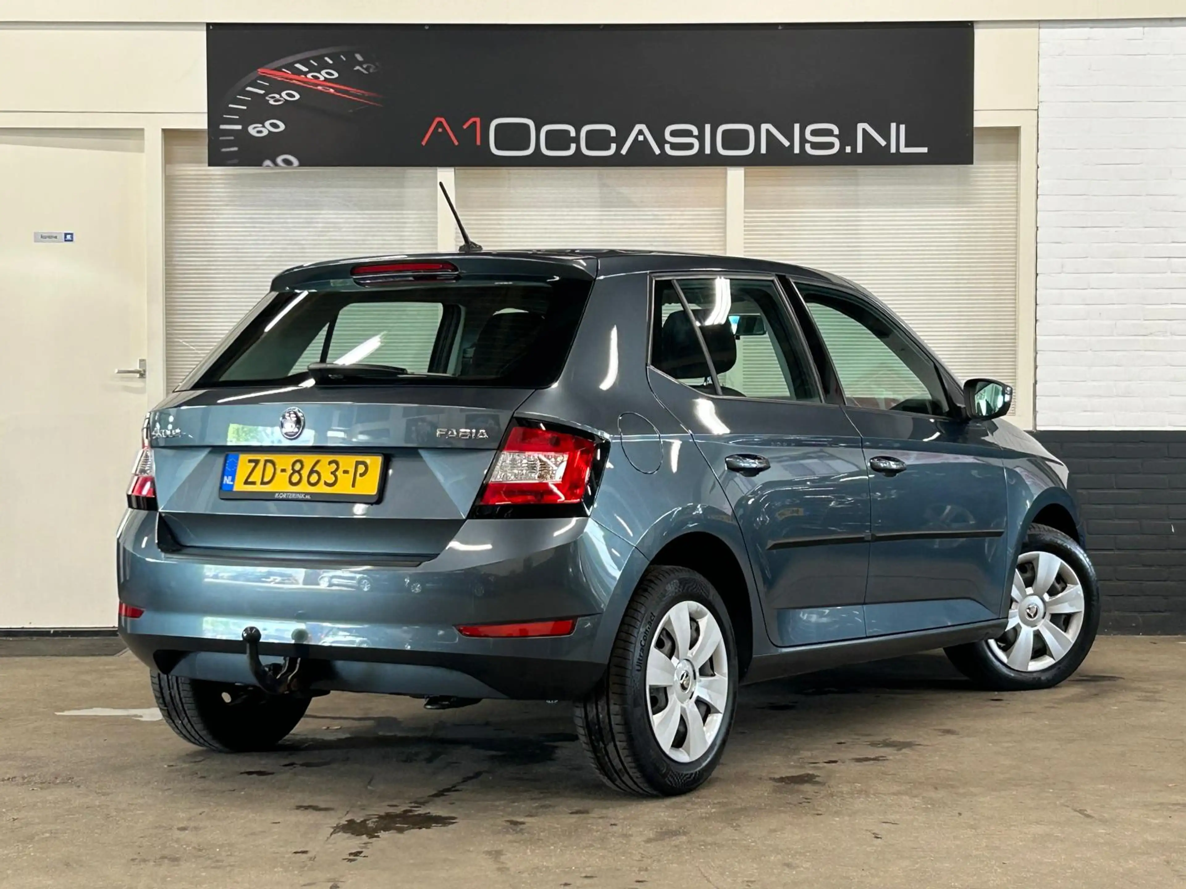 Skoda Fabia 1.0 TSI Active — photo 3
