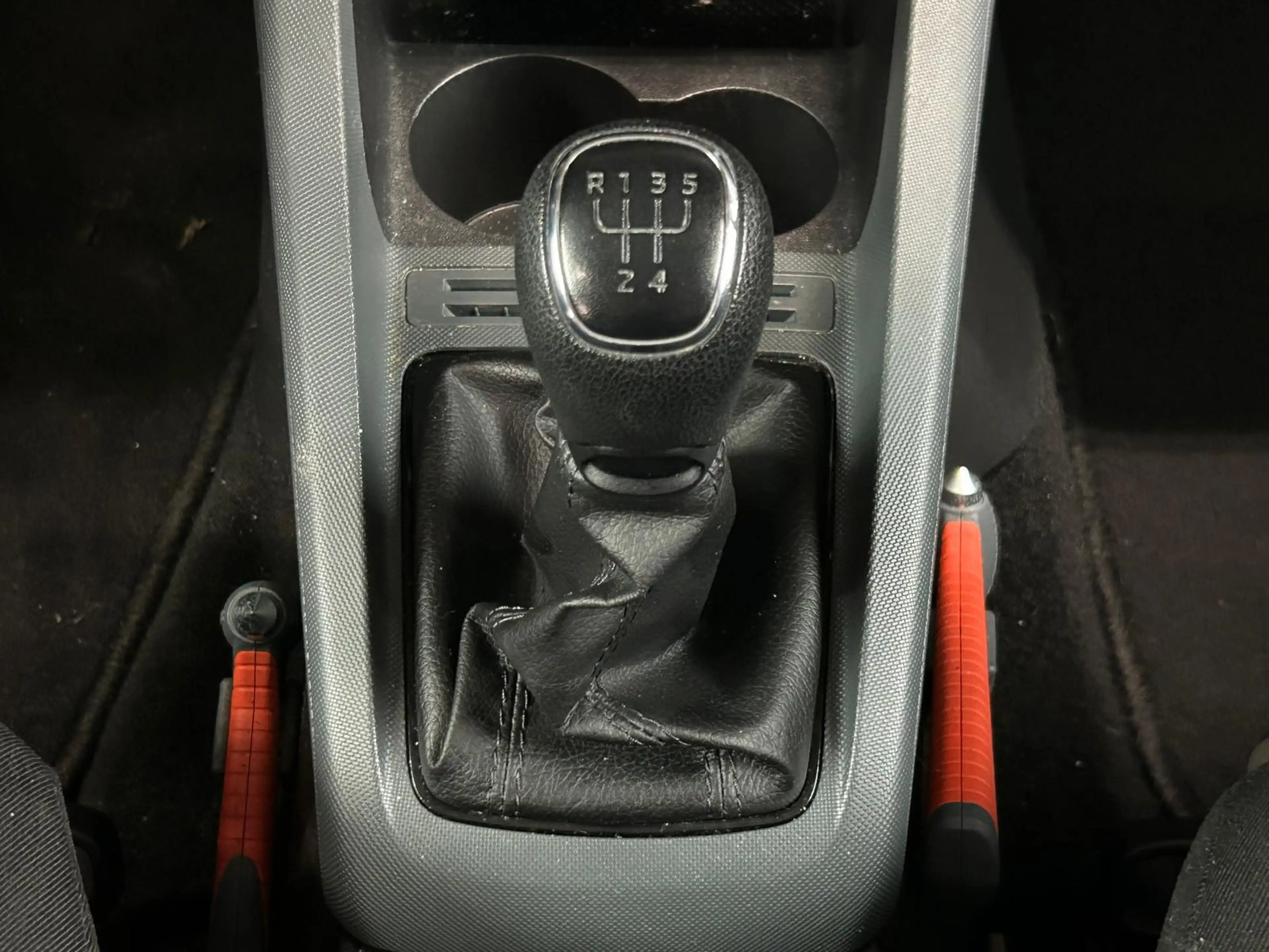 Skoda Fabia 1.0 TSI Active — photo 11