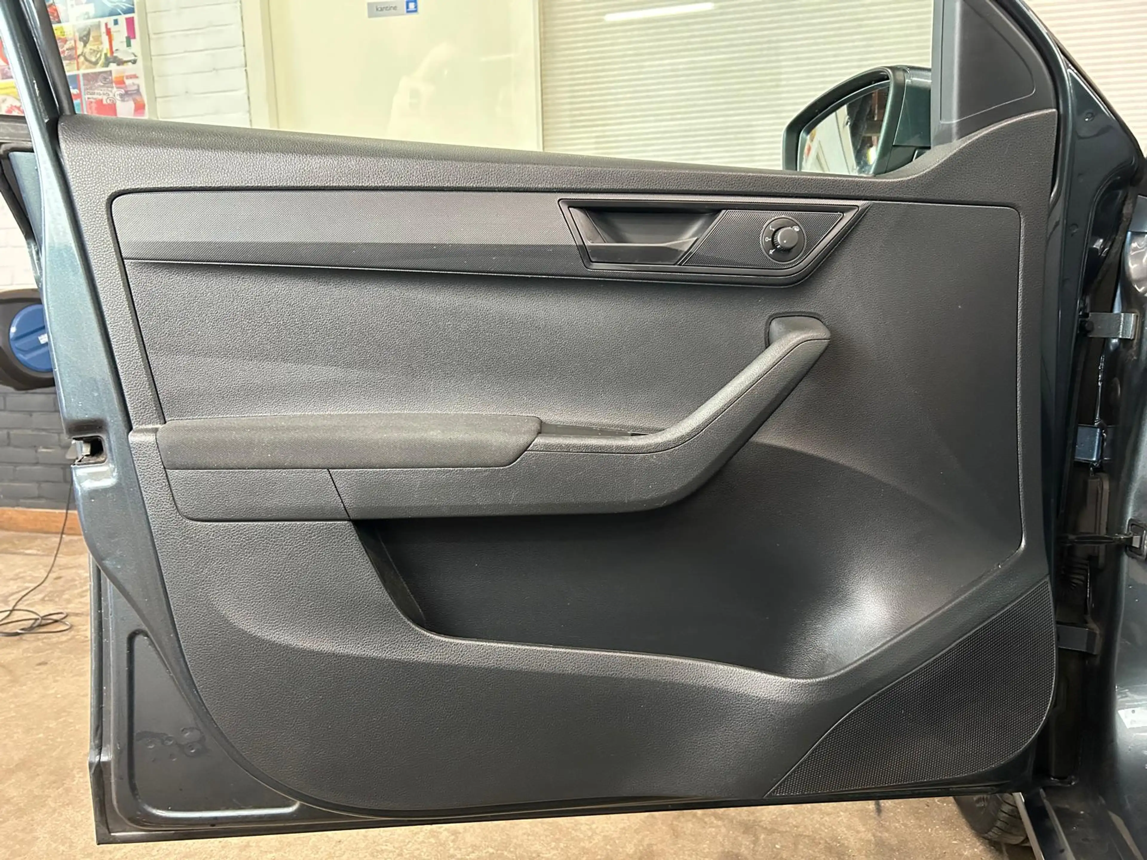 Skoda Fabia 1.0 TSI Active — photo 13