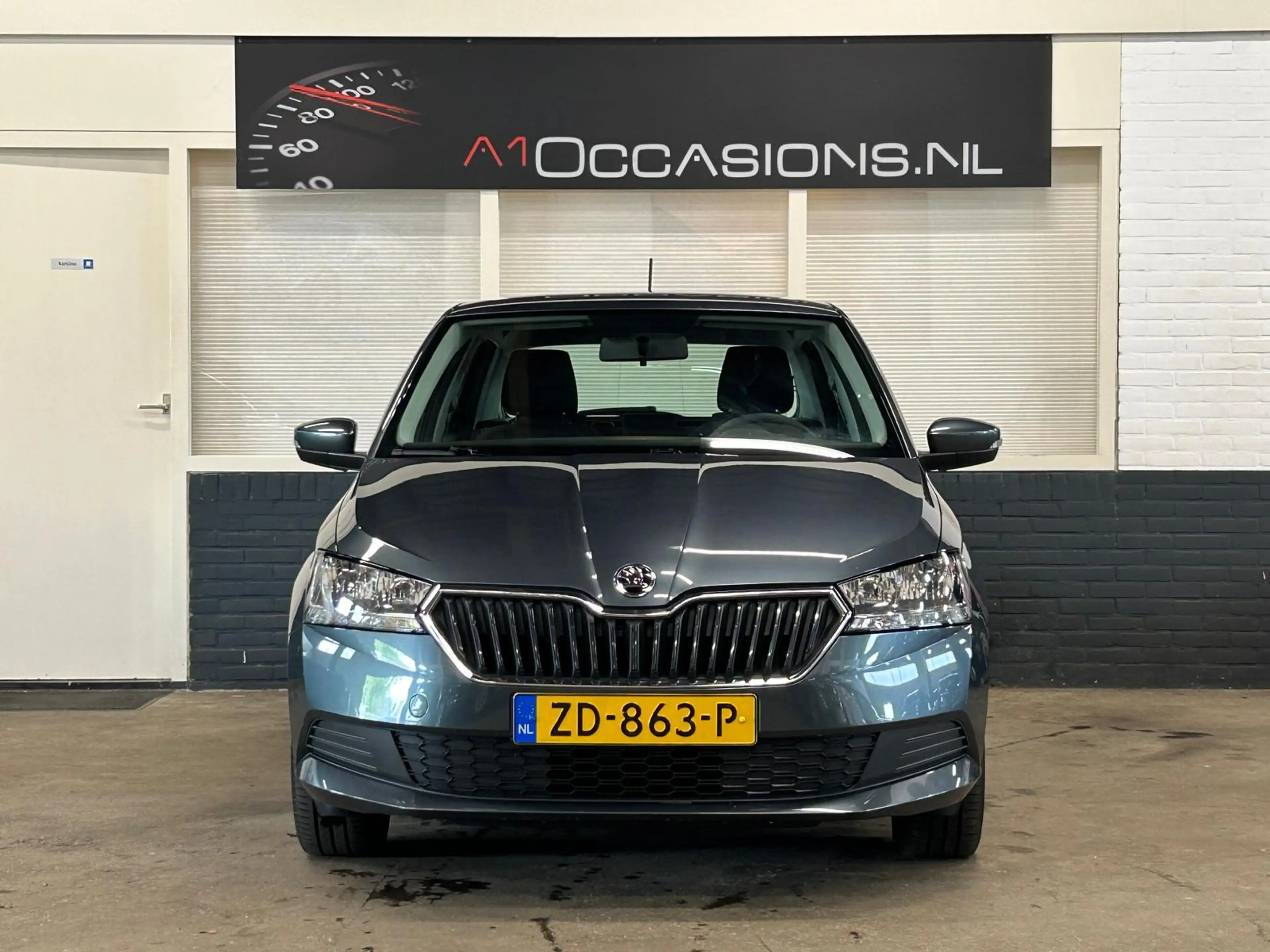 Skoda Fabia 1.0 TSI Active — photo 17