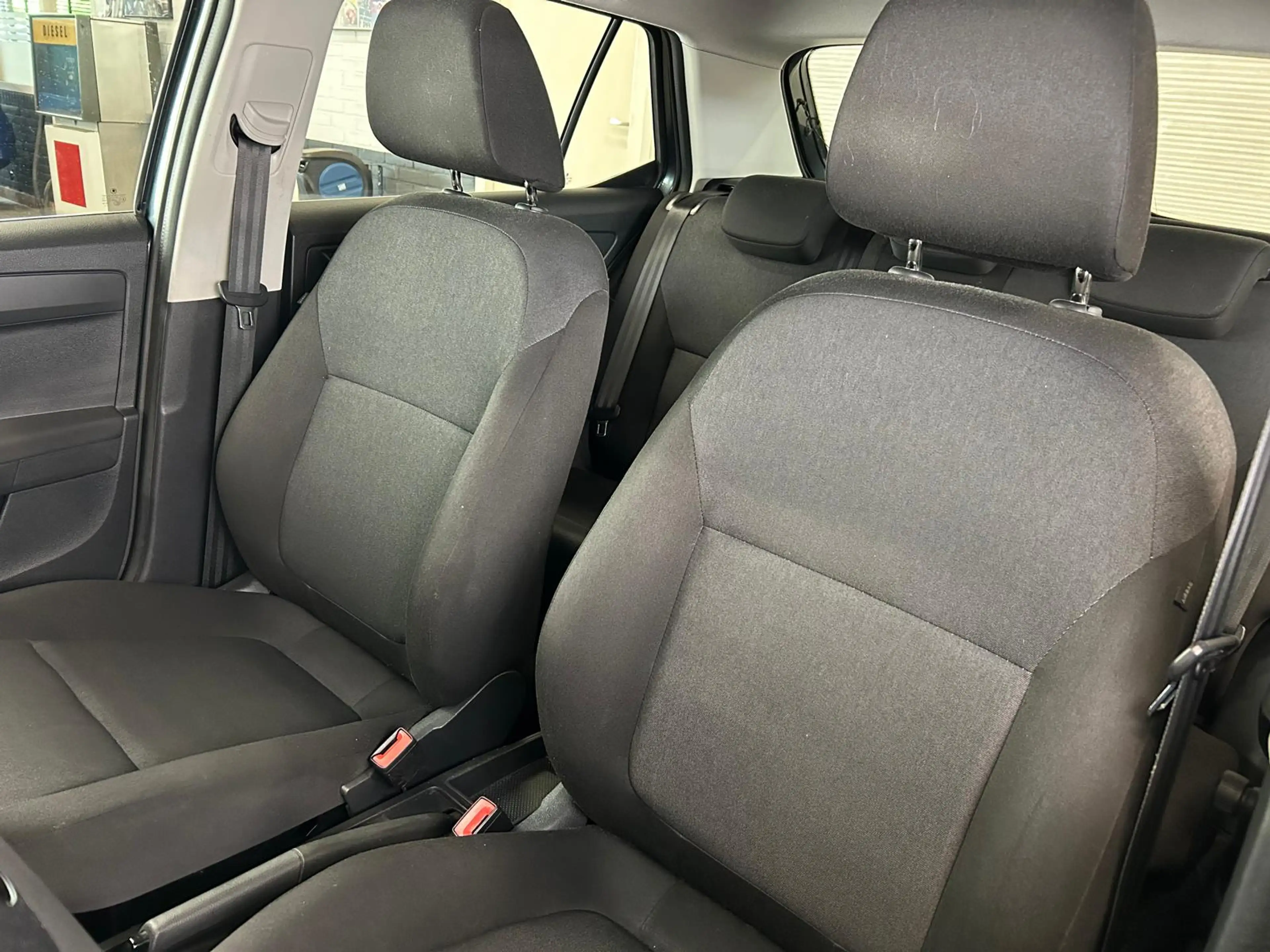 Skoda Fabia 1.0 TSI Active — photo 15