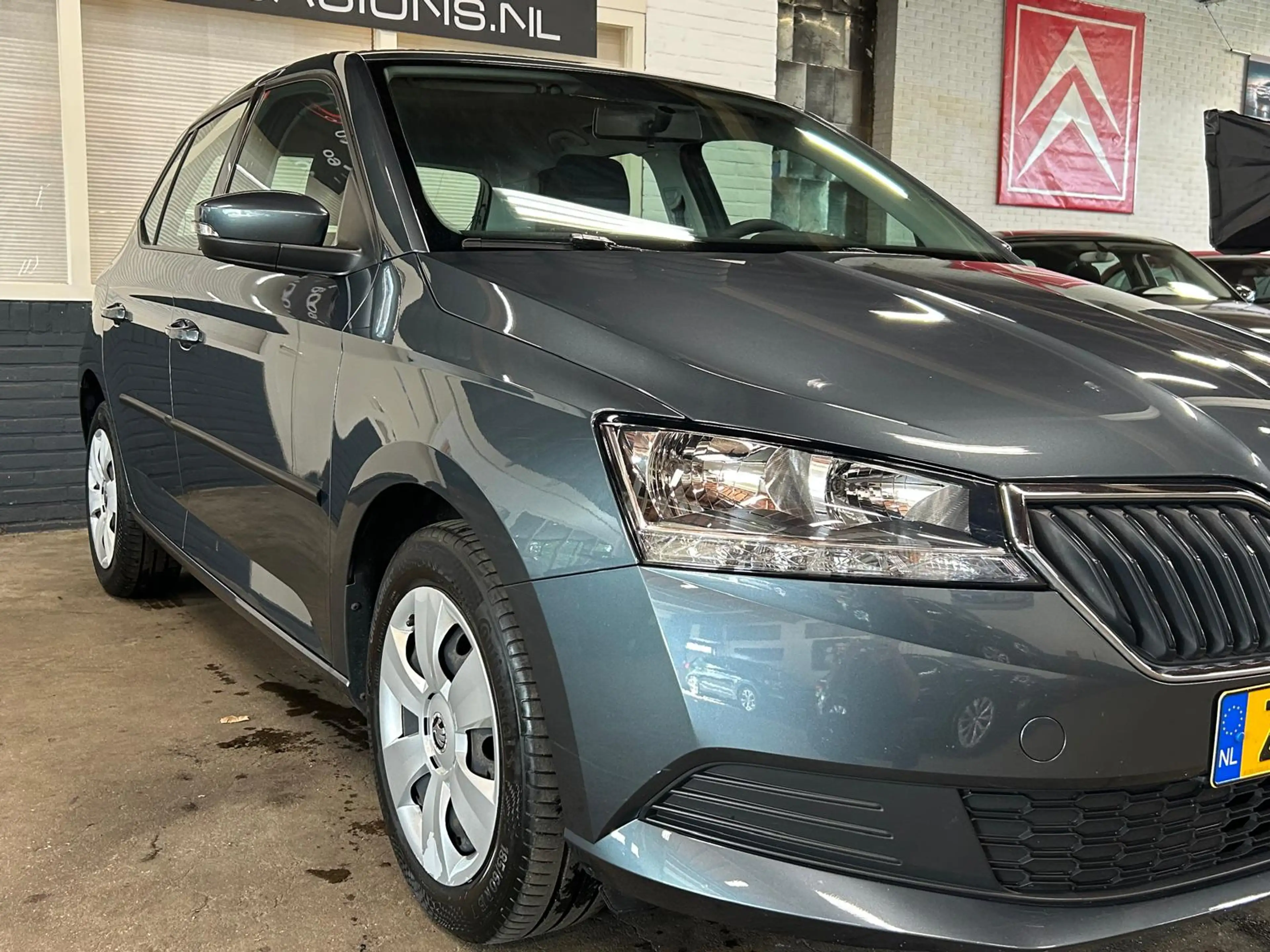 Skoda Fabia 1.0 TSI Active — photo 18