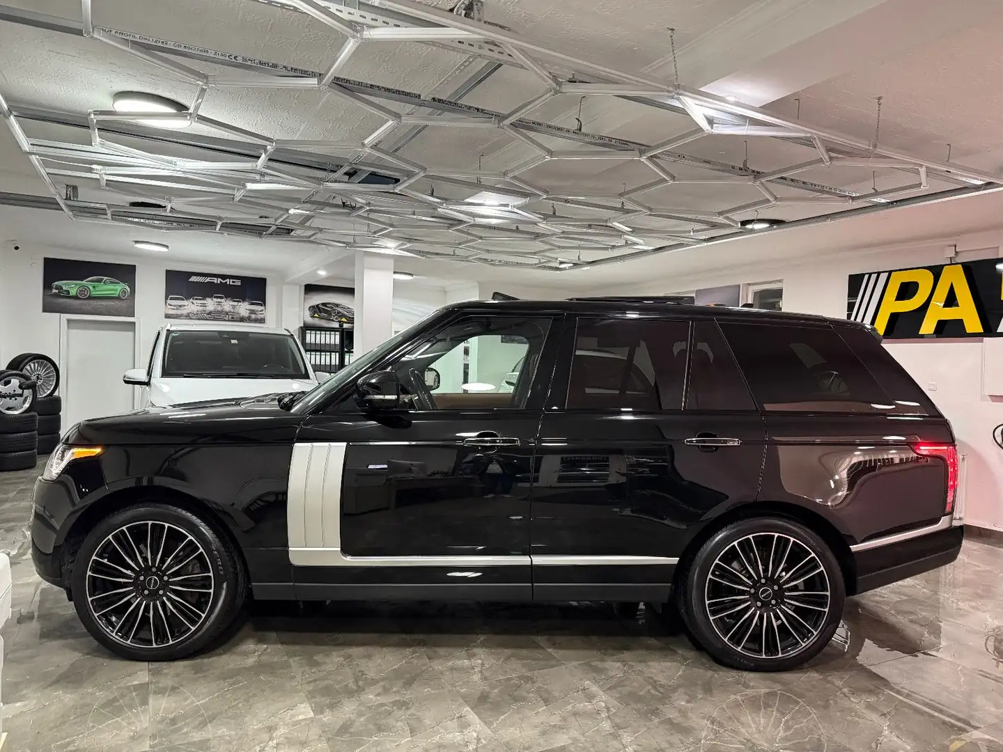 Land Rover Range Rover 3.0 D Autobiography Massage Keyless Noir - 2