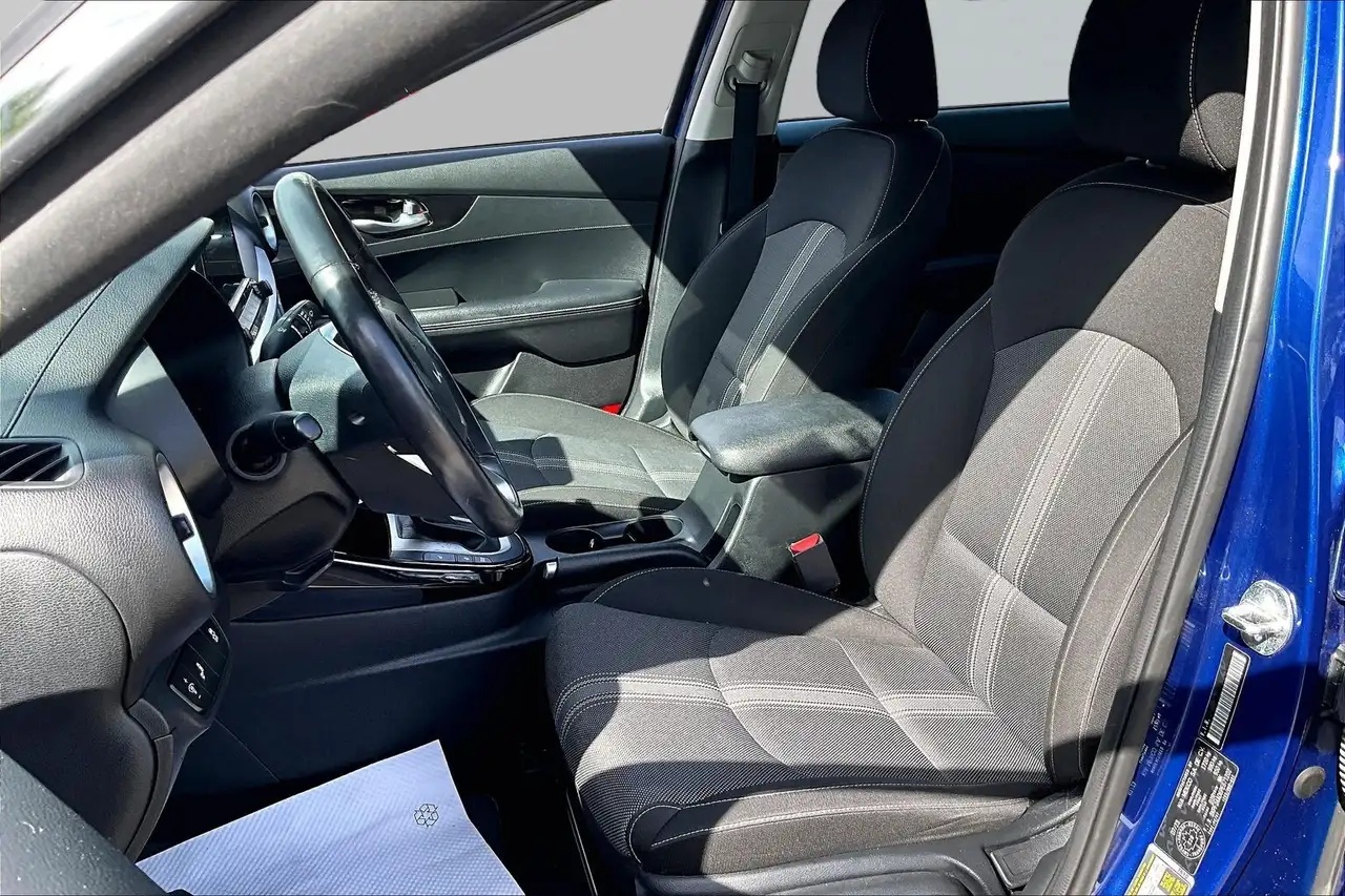 Kia Forte photo Kia Forte