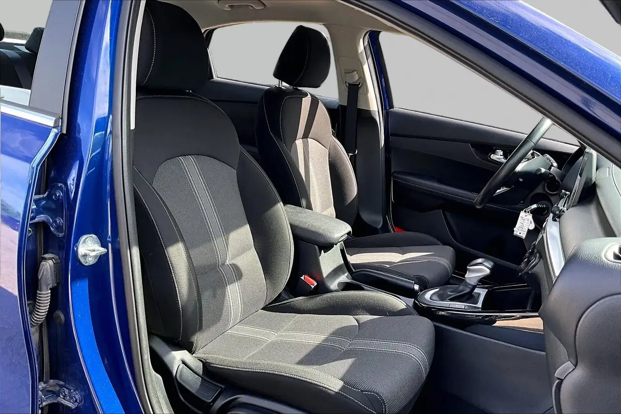 Kia Forte photo Kia Forte