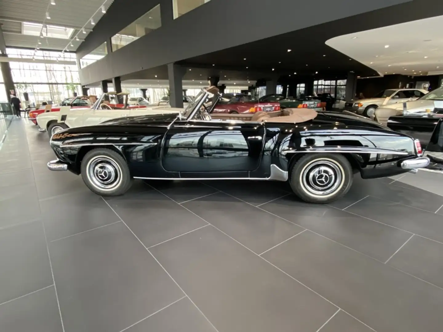 Mercedes-Benz Egyéb W121 *Entièrement restaurée* Fekete - 1