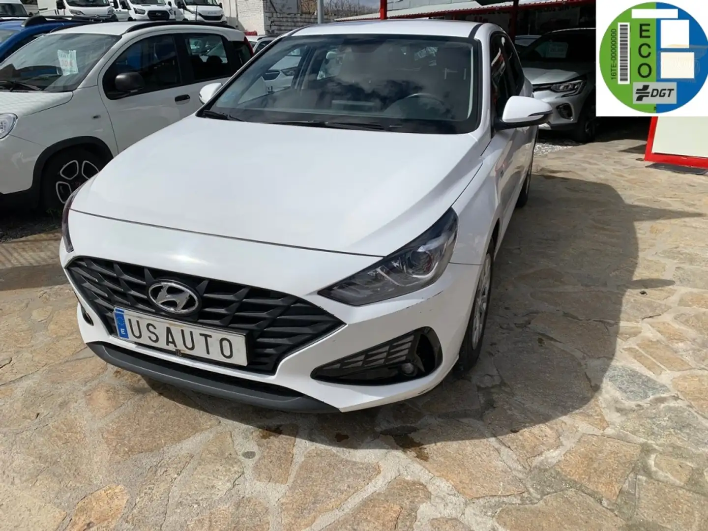 Hyundai i30 1.0 TGDI Klass 48V 120 Blanc - 1