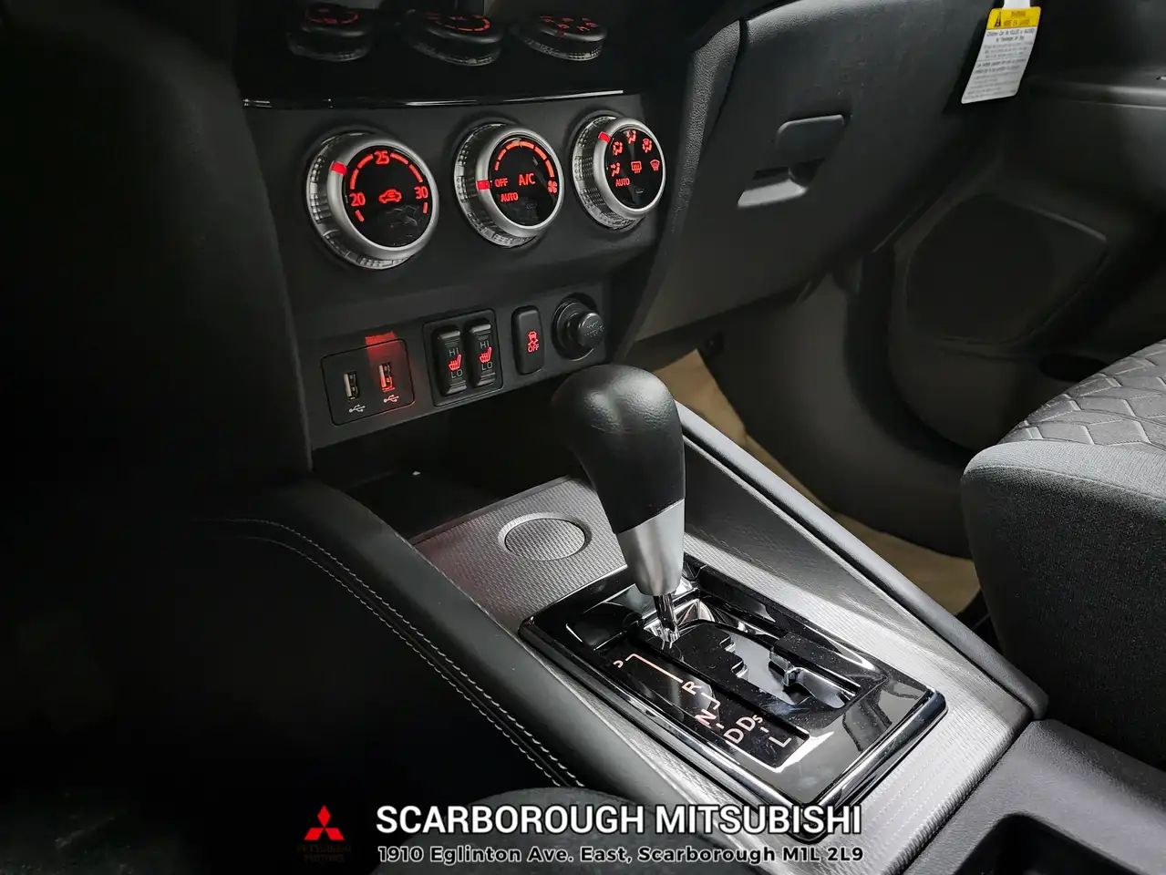 Mitsubishi RVR снимка Mitsubishi RVR