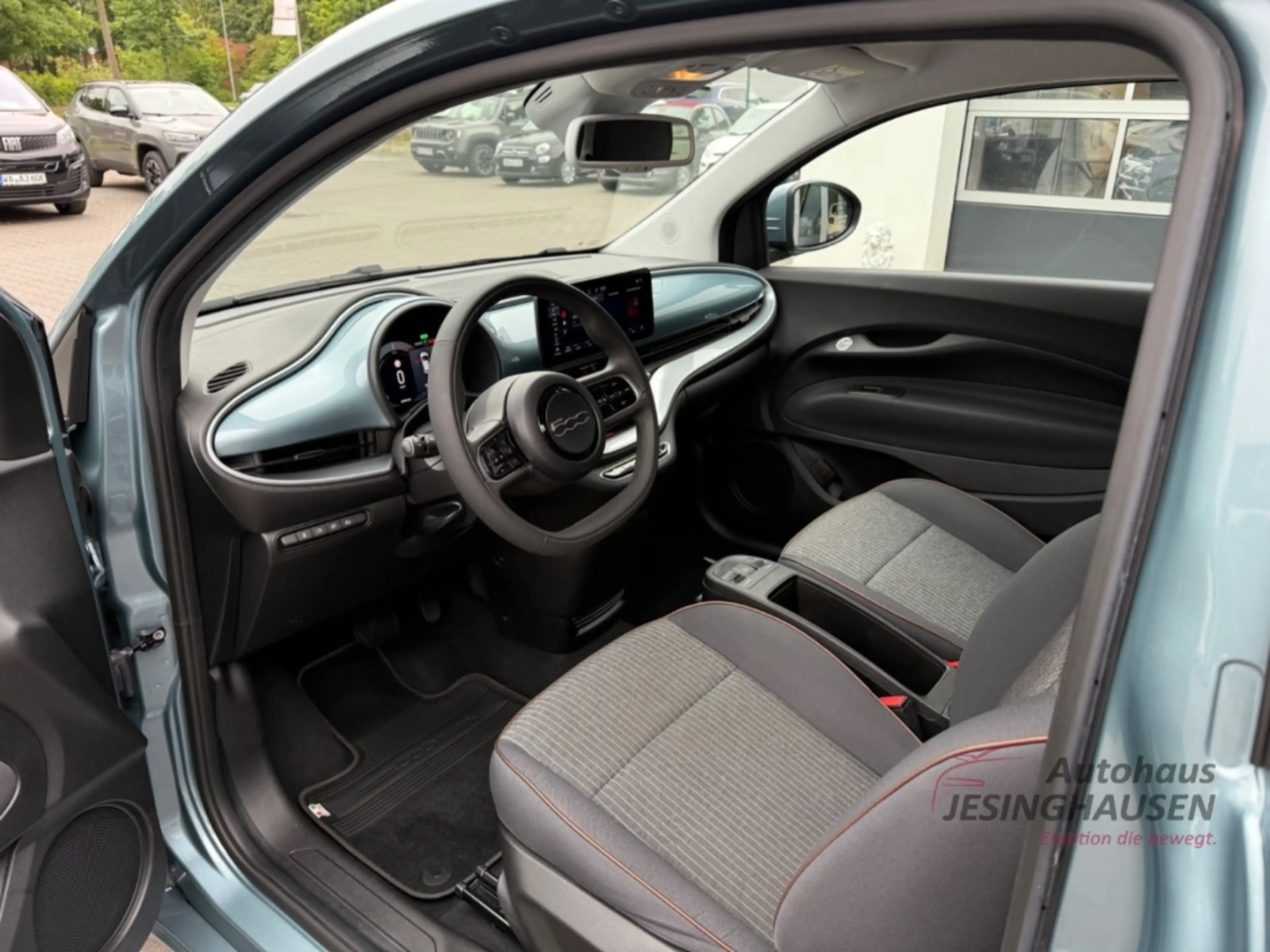 Fiat 500e ICON LED+Shz.+CarPlay+Navi Digitales Cockpit Memor — photo 9