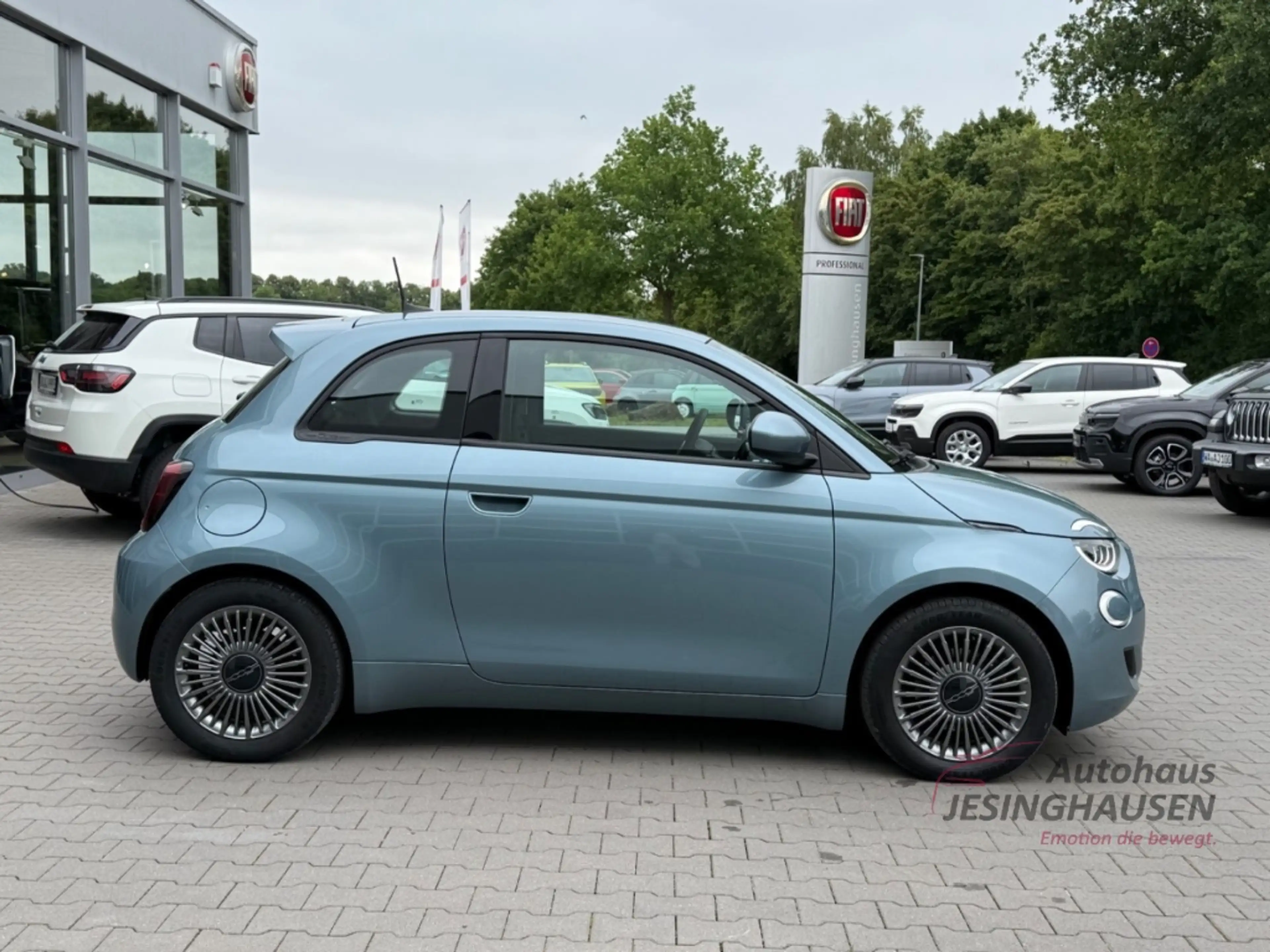 Fiat 500e ICON LED+Shz.+CarPlay+Navi Digitales Cockpit Memor — photo 4