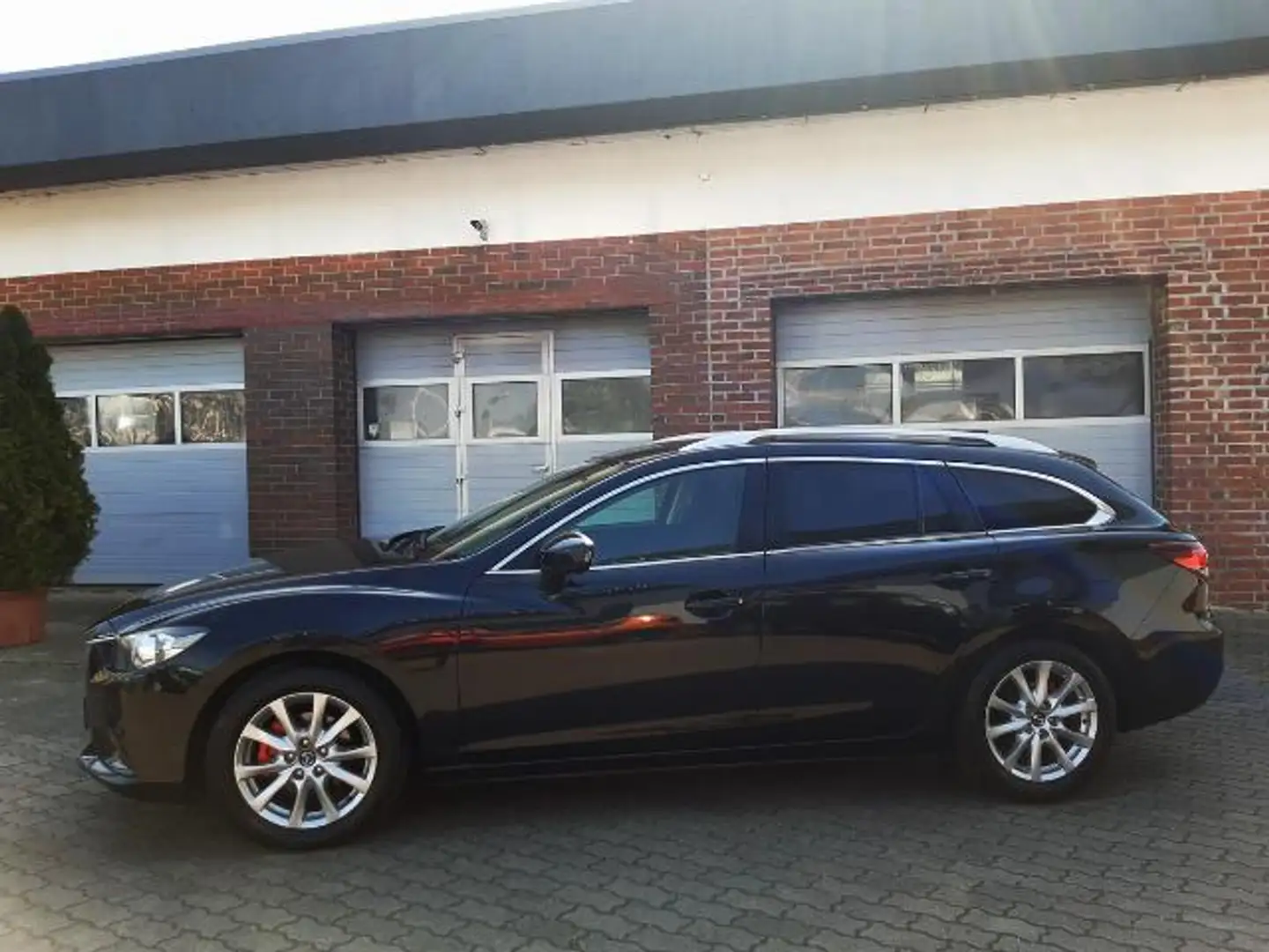 Mazda 6 SKYACTIV-D 150 5T 6AG AL-CENTER TOU-P TEC-P NAV Zwart - 2