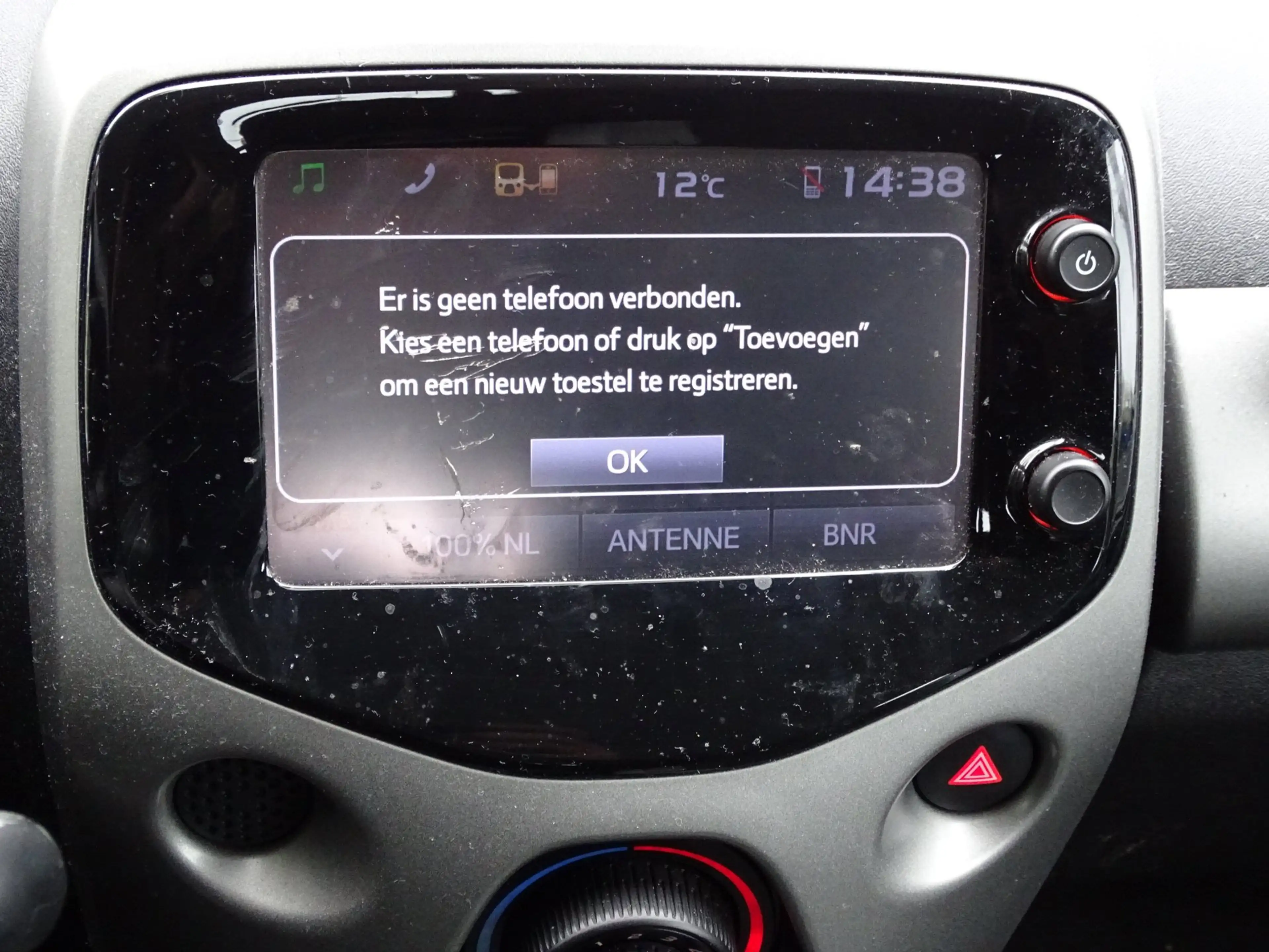 Toyota Aygo 1.0 VVT-i x-play — photo 18