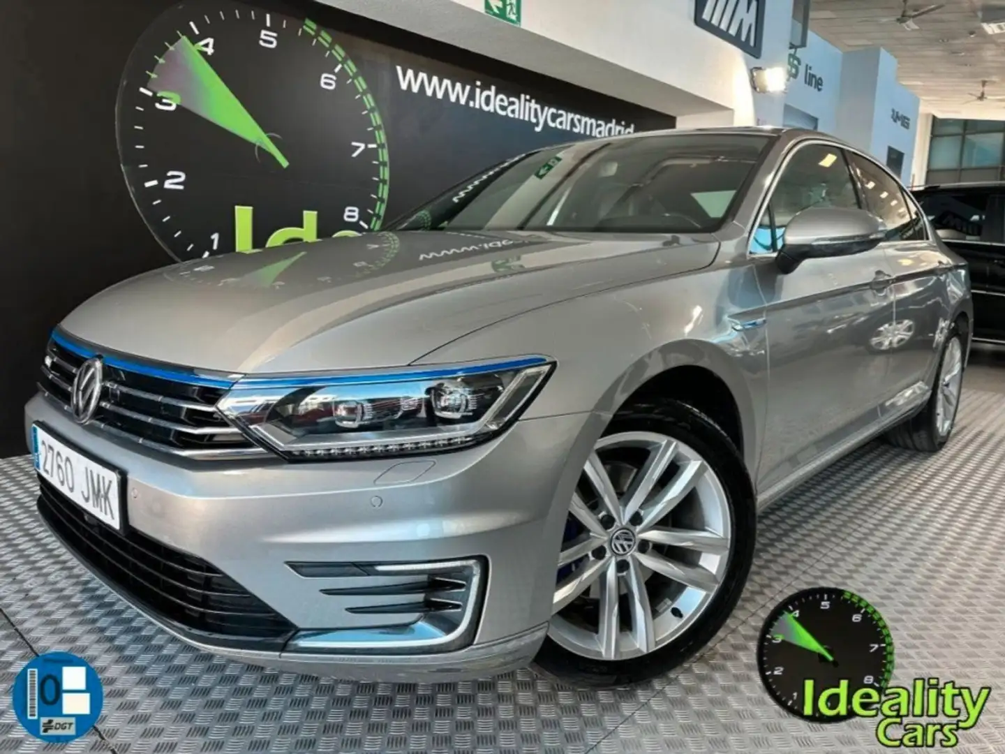 Volkswagen Passat GTE 1.4 TSI Grigio - 1