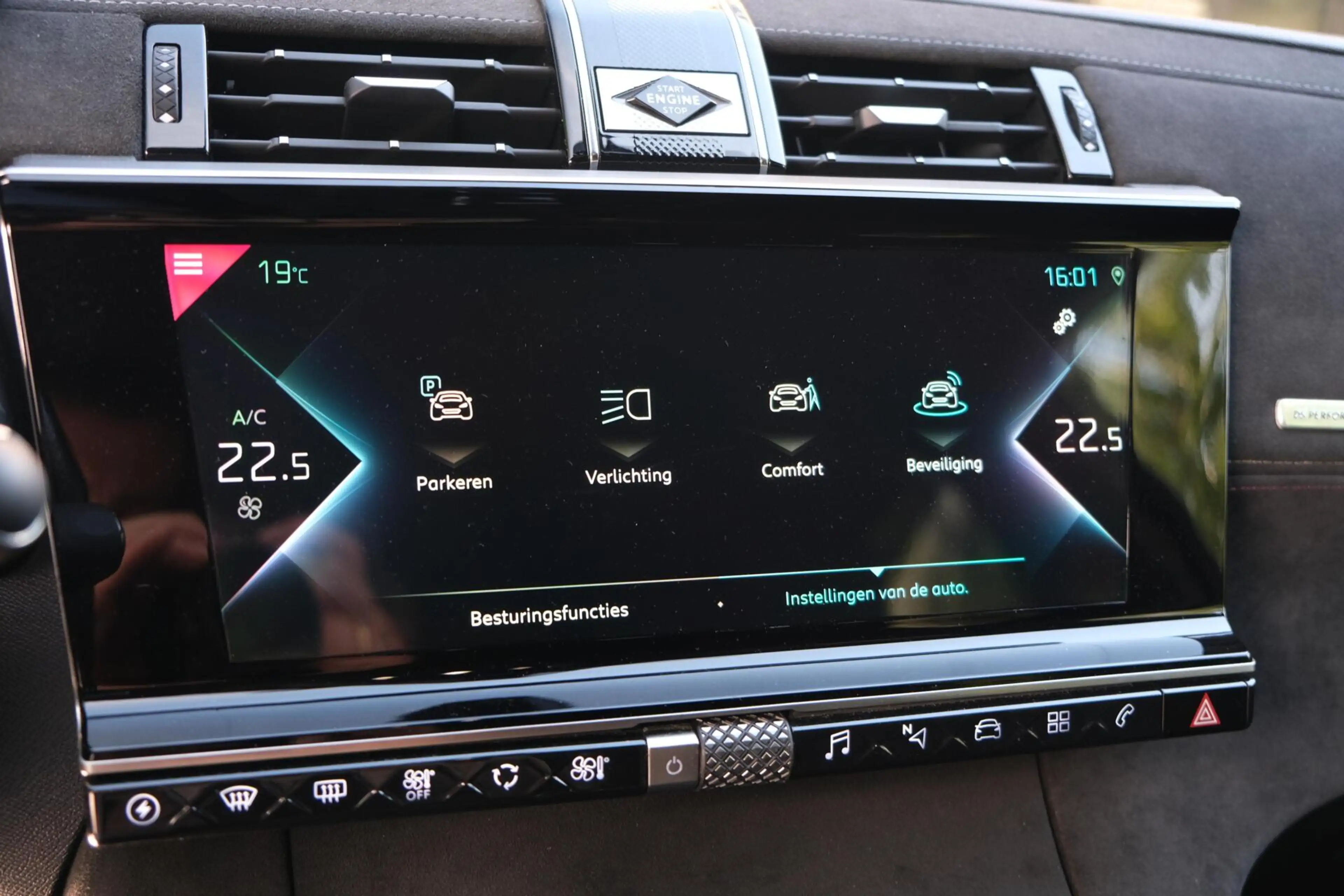 DS Automobiles DS 7 Crossback E-Tense 4x4 Performance Line|Rijklaar!|AppleCarpla — photo 24
