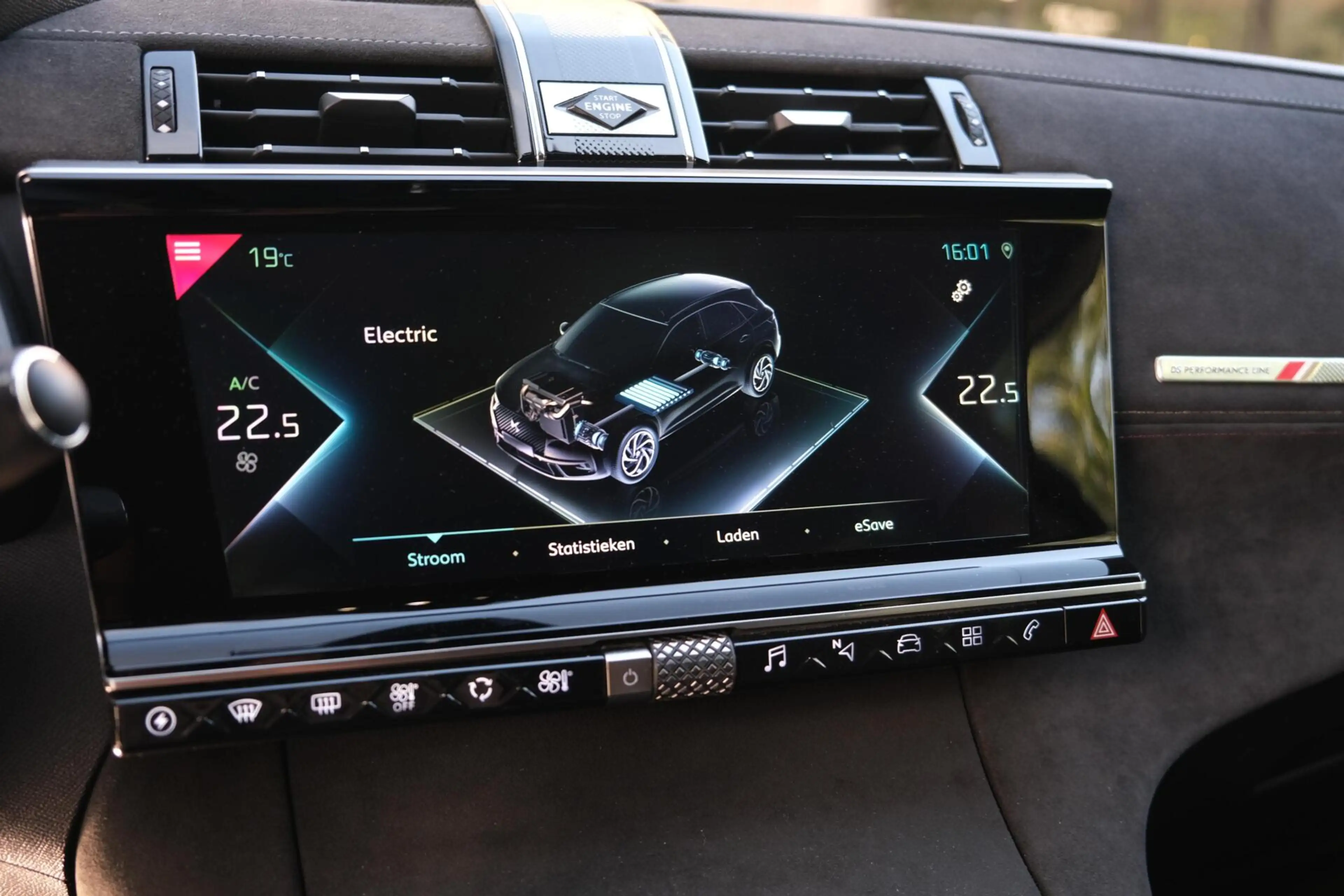 DS Automobiles DS 7 Crossback E-Tense 4x4 Performance Line|Rijklaar!|AppleCarpla — photo 25