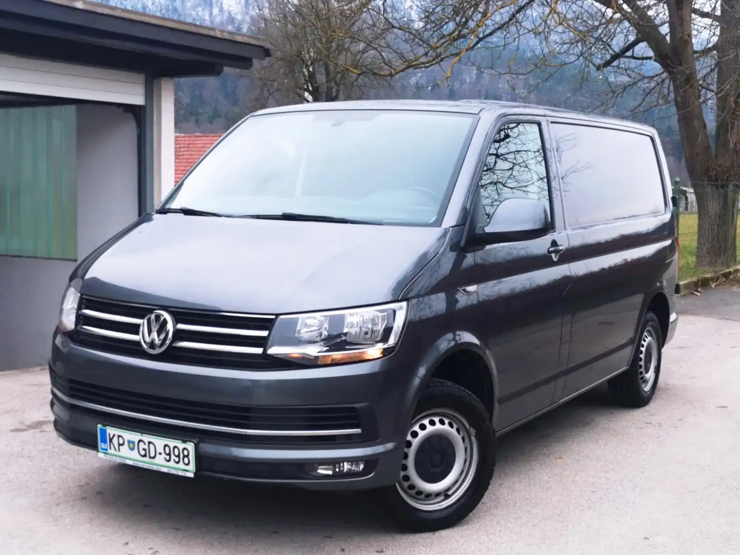 Volkswagen T6 Transporter DSG Kurz - 1