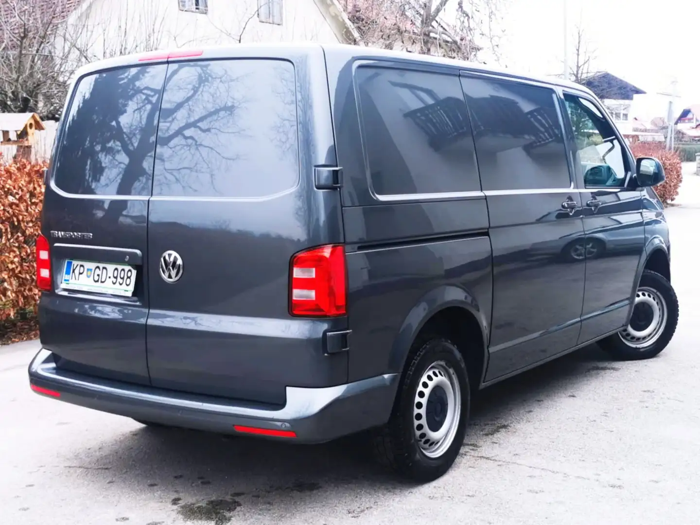Volkswagen T6 Transporter DSG Kurz - 2