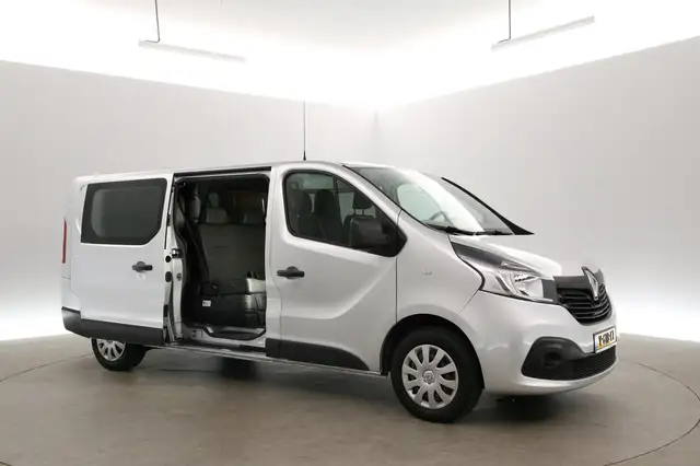 Renault Trafic view 6